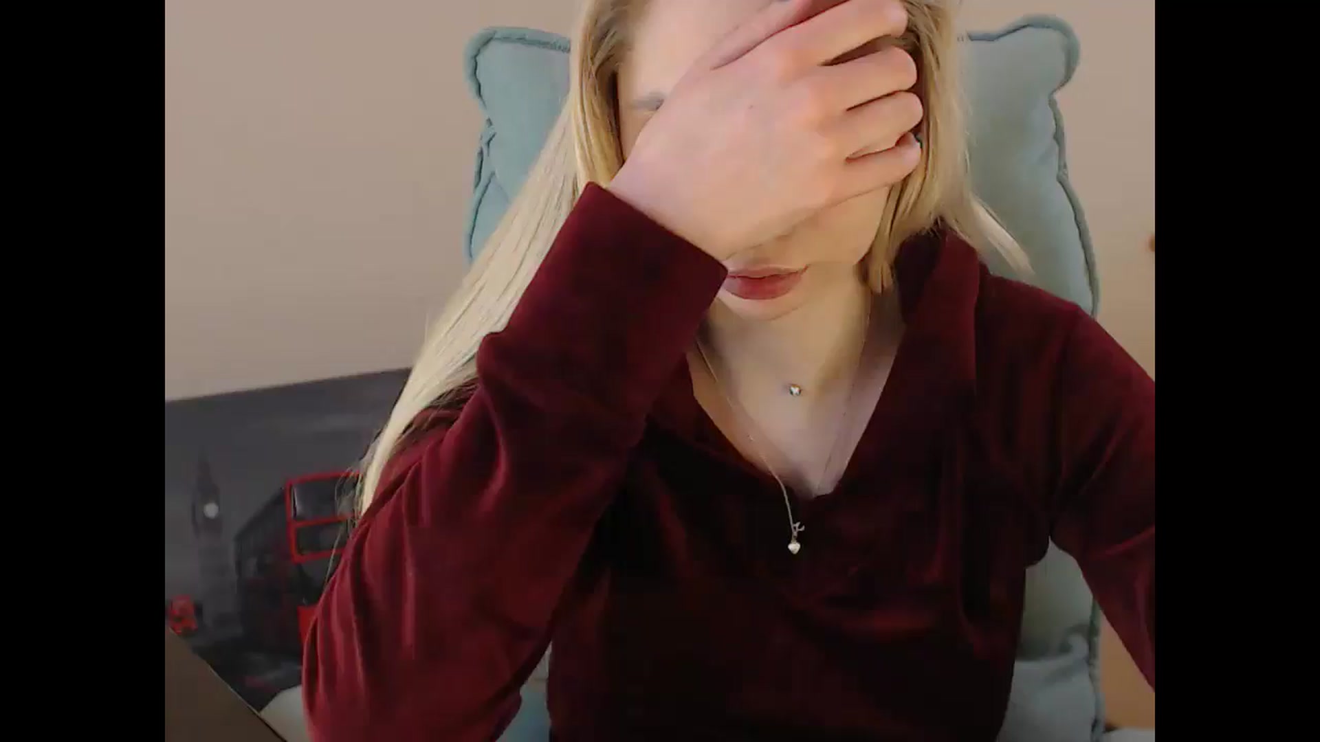 Gallery image thumbnail from Miss_Sylvia's myfreecams stream on, 12/25/2024, 19:29 image 4 of 20