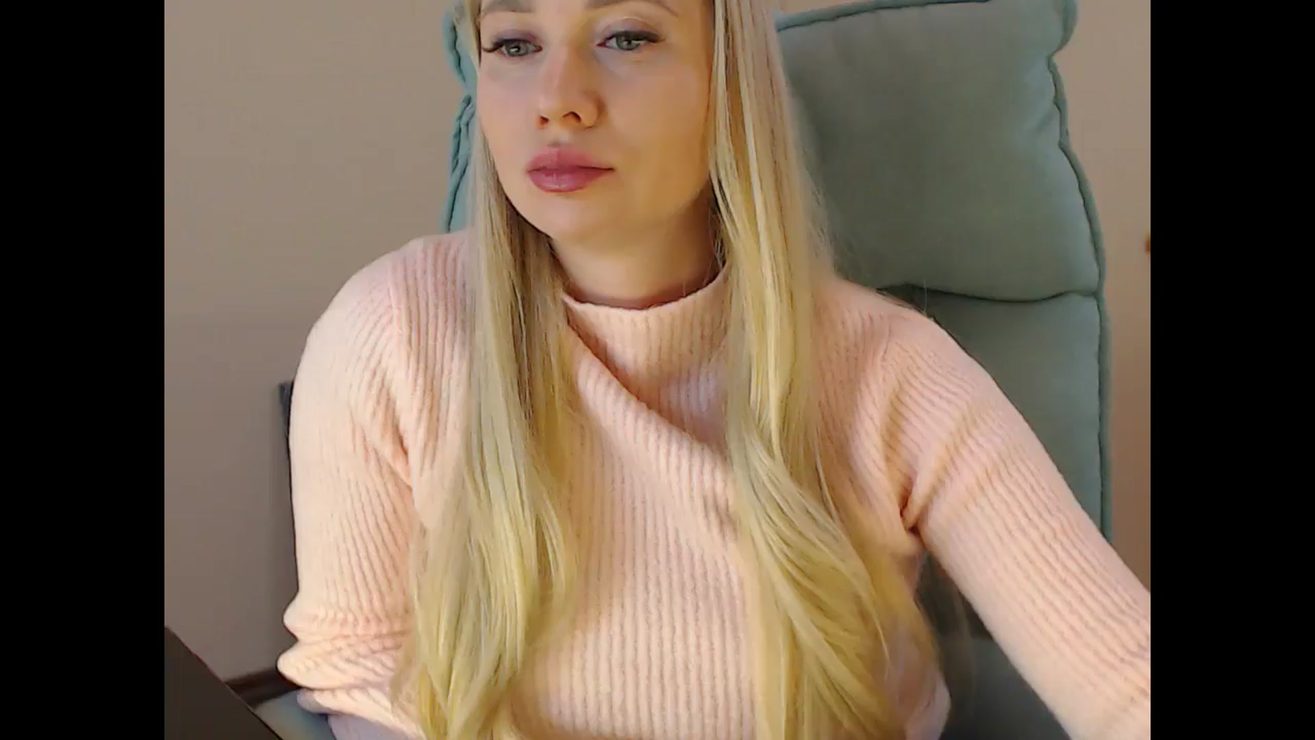 Gallery image thumbnail from Miss_Sylvia's myfreecams stream on, 12/27/2024, 15:52 image 13 of 20