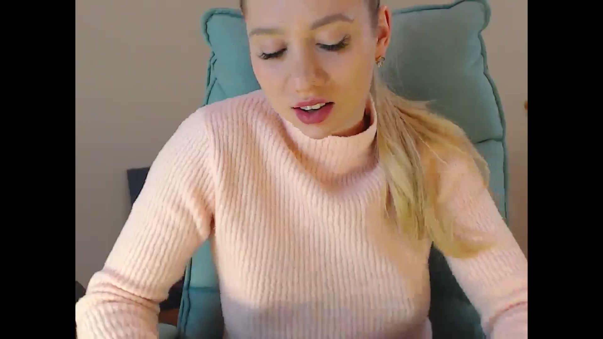 Gallery image thumbnail from Miss_Sylvia's myfreecams stream on, 12/28/2024, 17:12 image 19 of 20