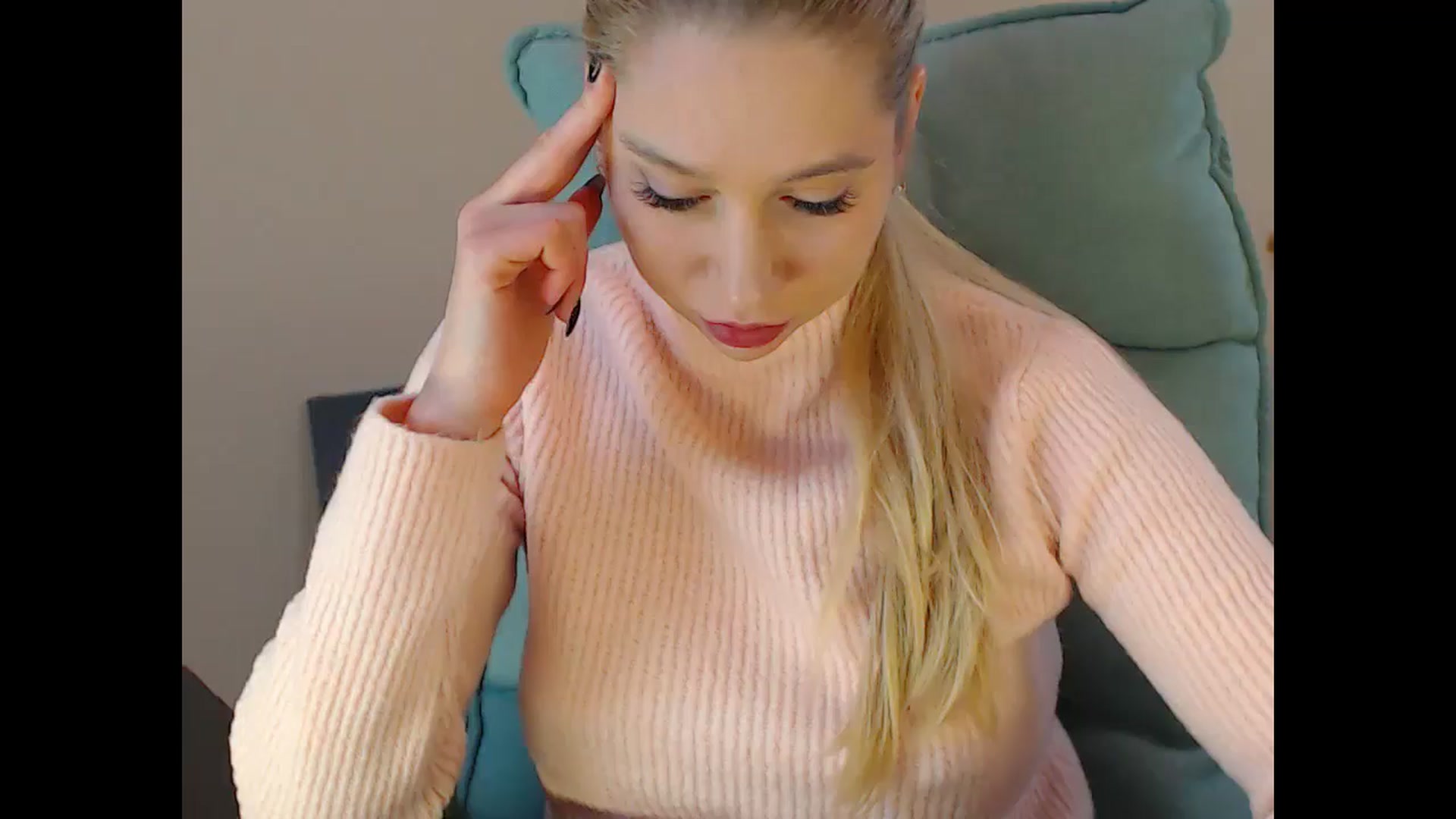 Gallery image thumbnail from Miss_Sylvia's myfreecams stream on, 12/28/2024, 17:43 image 19 of 20