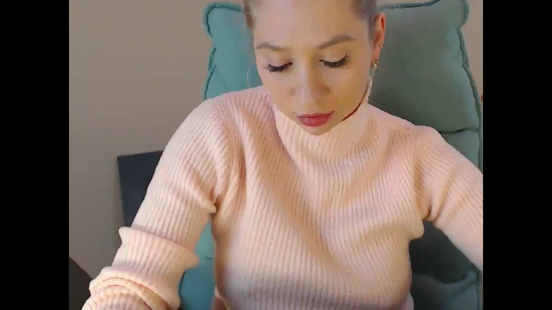 Gallery image thumbnail from Miss_Sylvia's myfreecams stream on, 12/28/2024, 18:44 image 4 of 20
