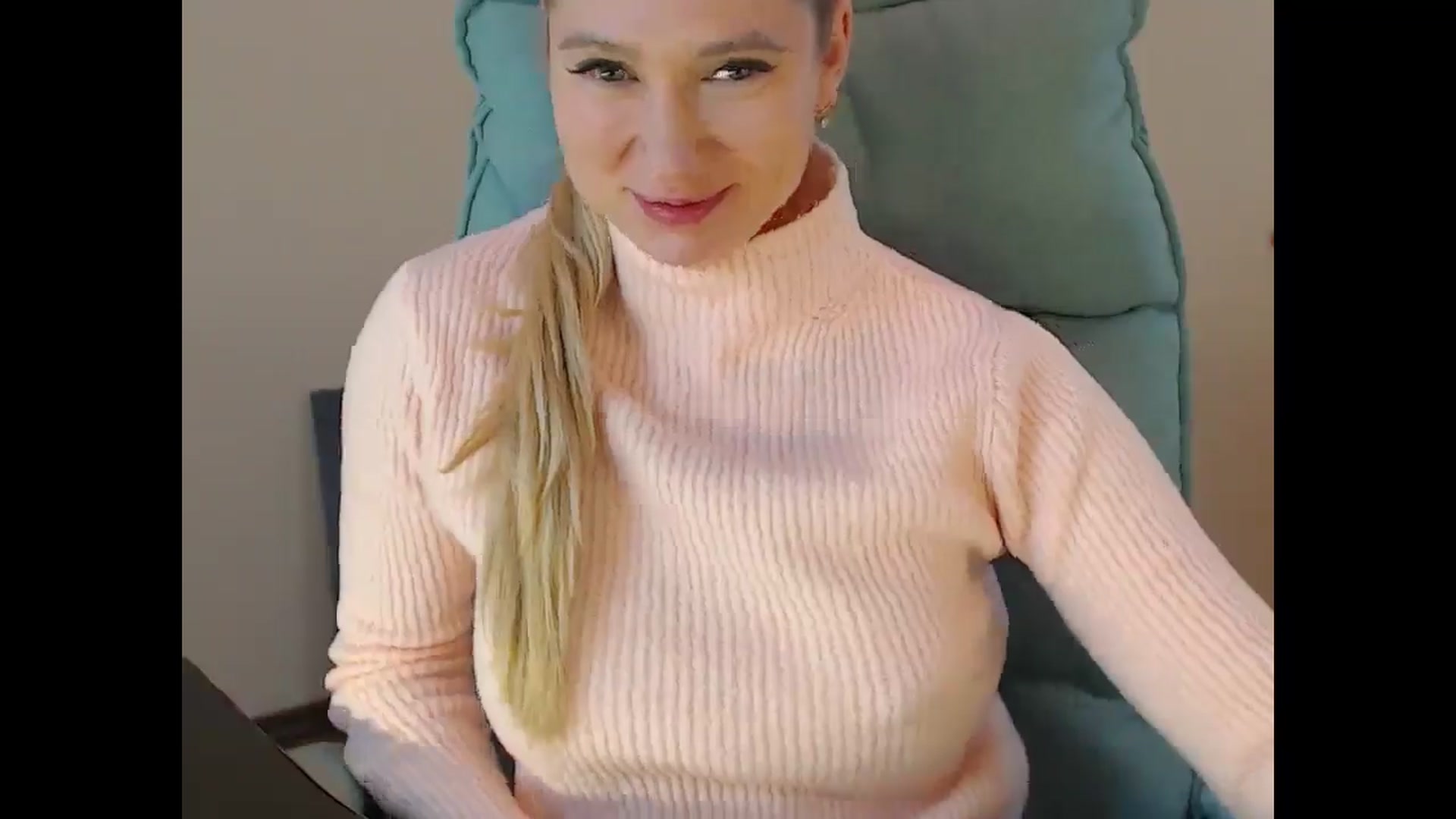 Gallery image thumbnail from Miss_Sylvia's myfreecams stream on, 12/28/2024, 20:56 image 13 of 20