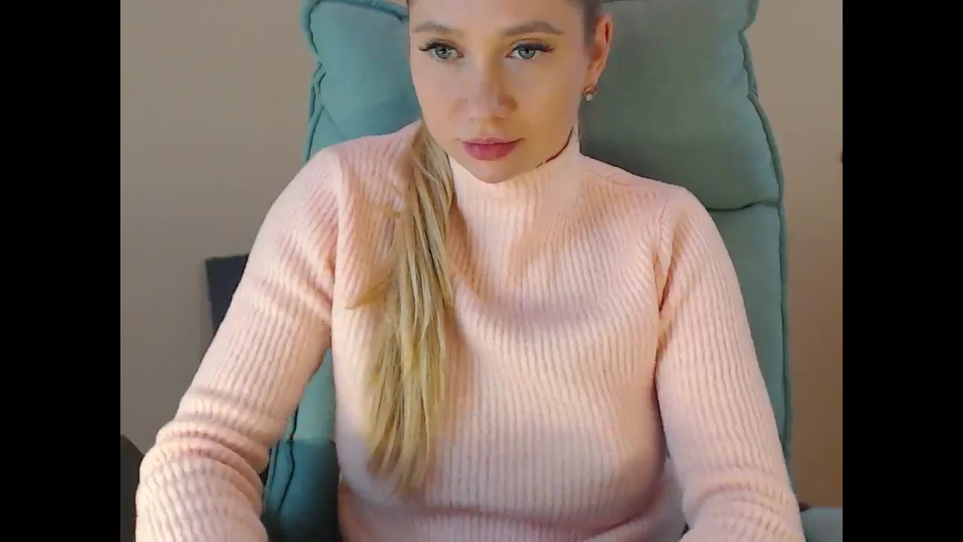 Gallery image thumbnail from Miss_Sylvia's myfreecams stream on, 12/28/2024, 20:56 image 14 of 20