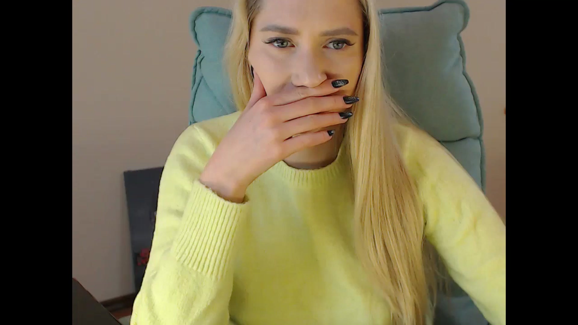 Gallery image thumbnail from Miss_Sylvia's myfreecams stream on, 12/29/2024, 17:13 image 17 of 20