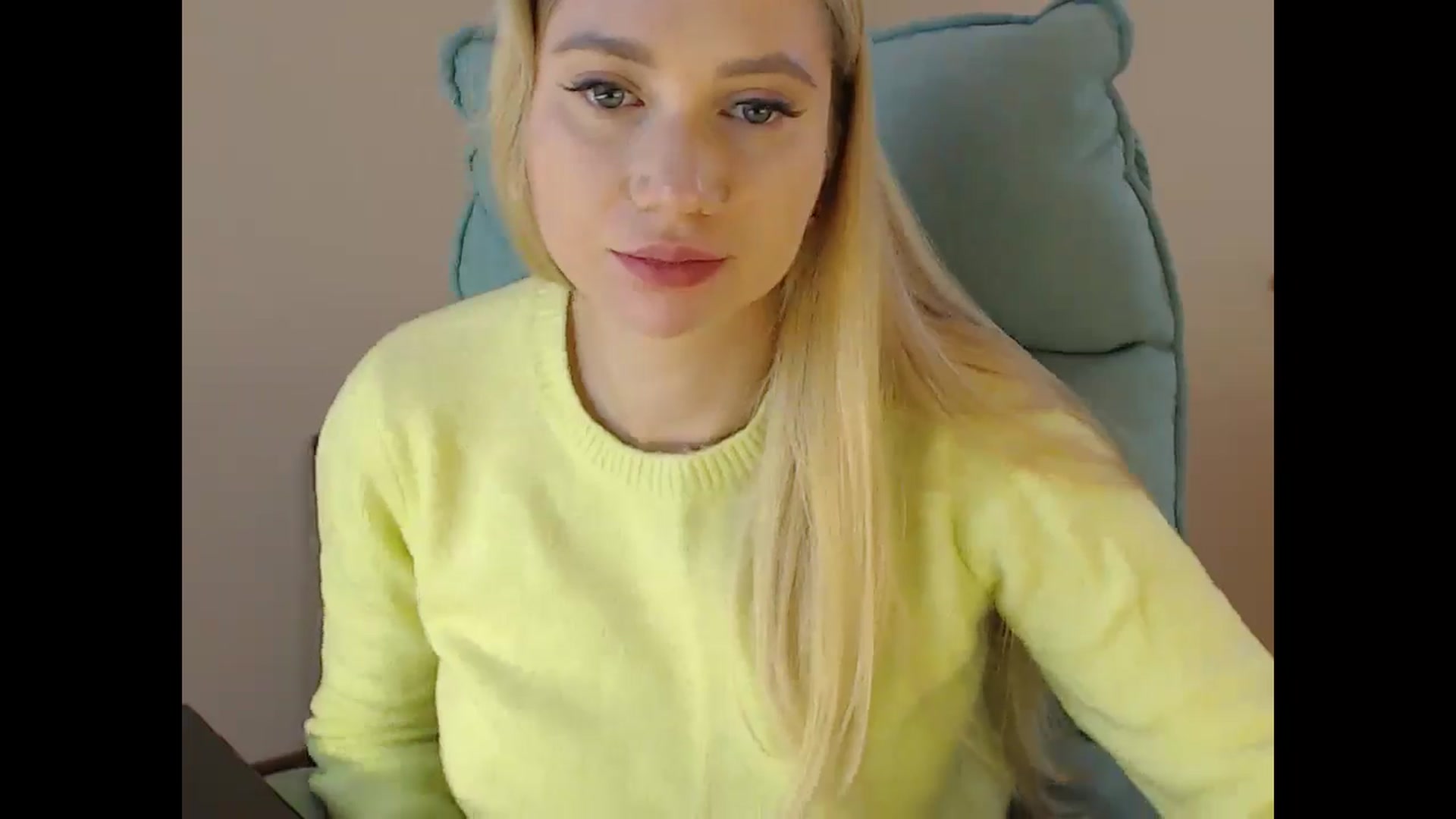 Gallery image thumbnail from Miss_Sylvia's myfreecams stream on, 12/29/2024, 18:10 image 14 of 20