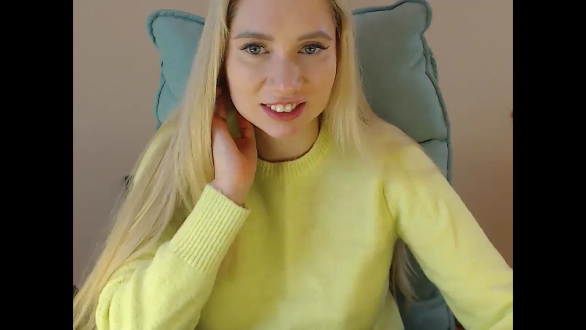 Gallery image thumbnail from Miss_Sylvia's myfreecams stream on, 12/29/2024, 20:38 image 20 of 20