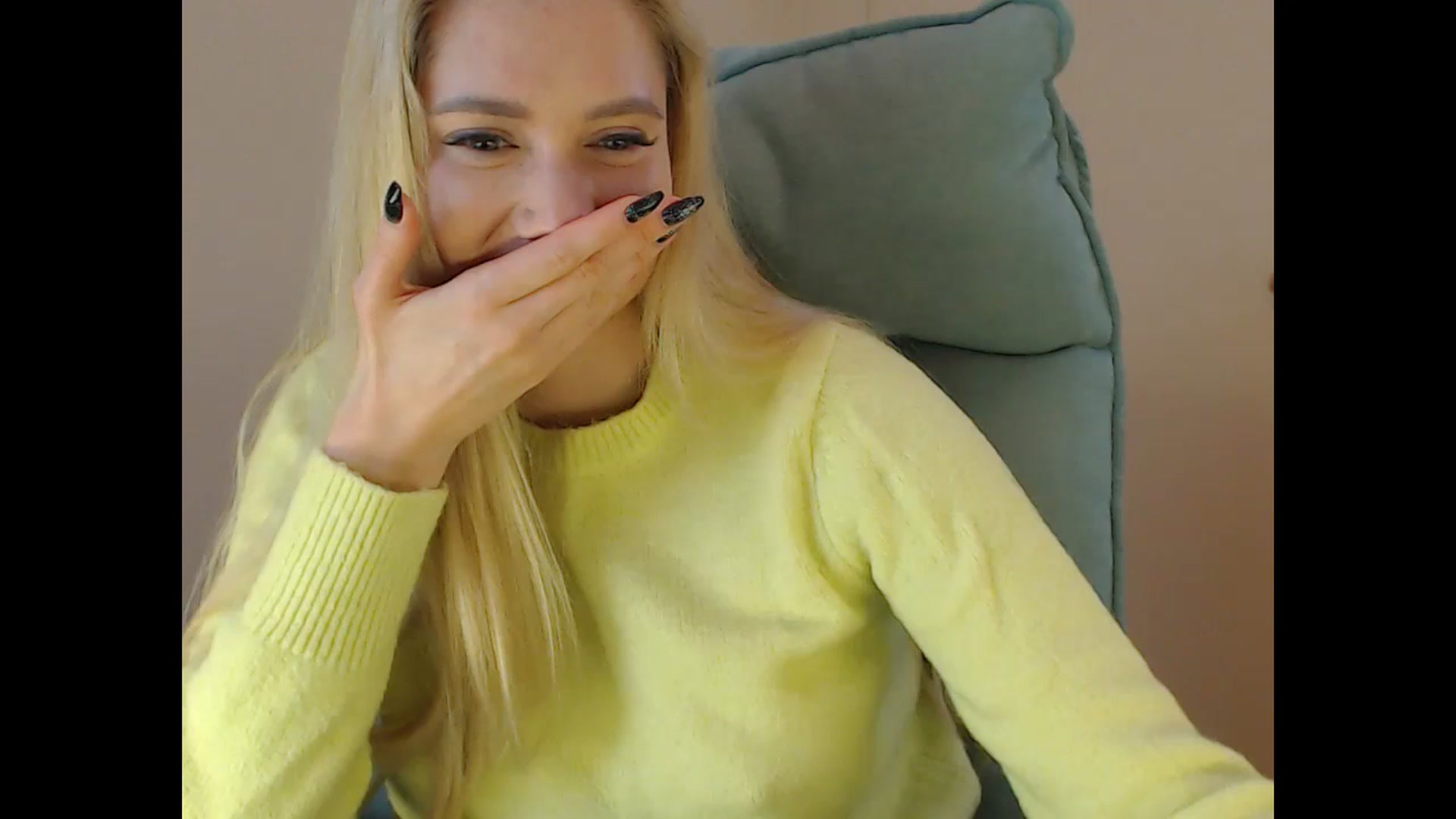Gallery image thumbnail from Miss_Sylvia's myfreecams stream on, 12/29/2024, 20:38 image 13 of 20