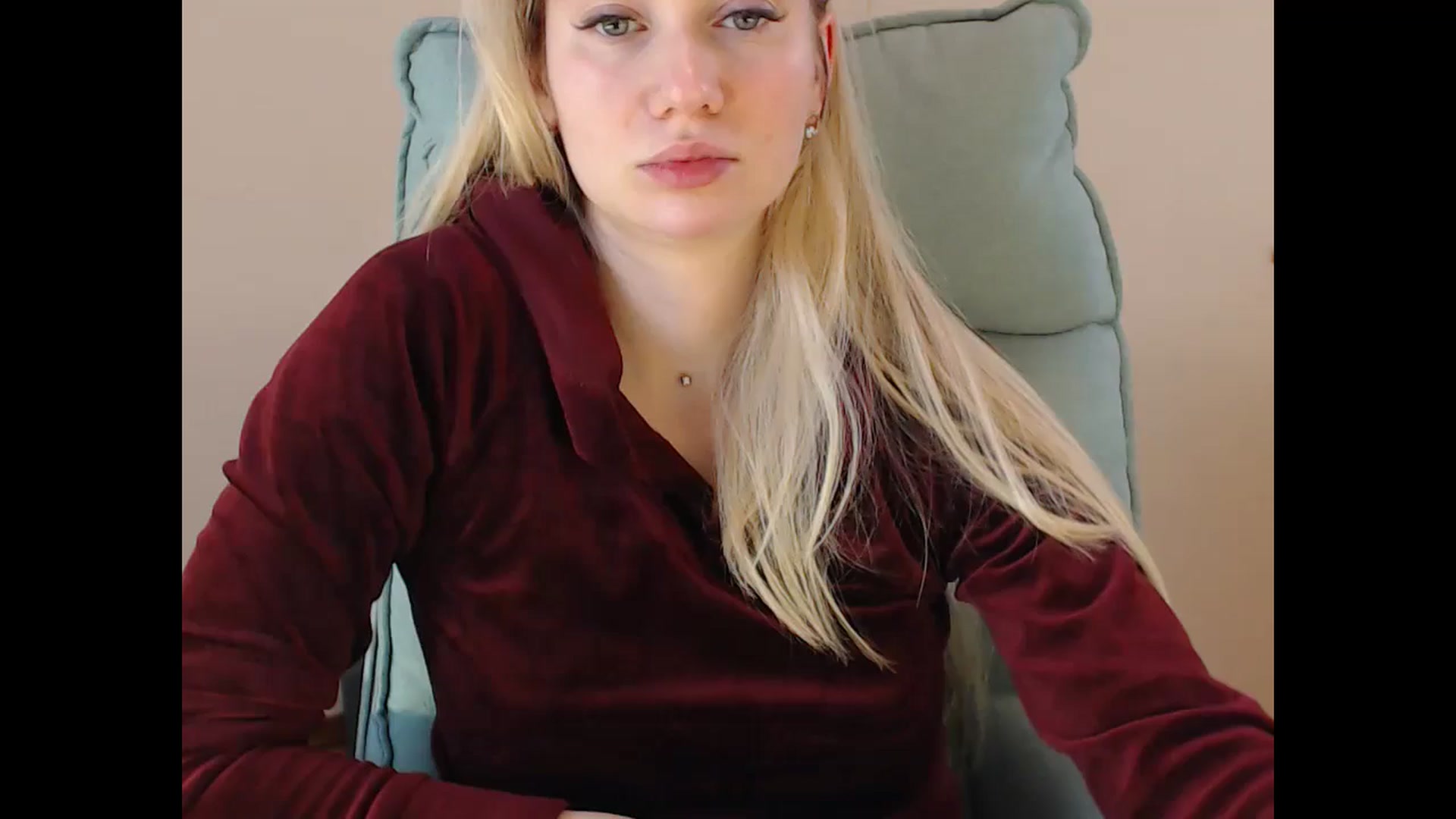Gallery image thumbnail from Miss_Sylvia's myfreecams stream on, 01/01/2025, 18:53 image 8 of 20