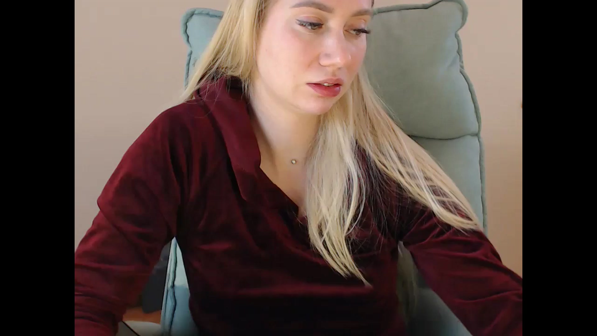 Gallery image thumbnail from Miss_Sylvia's myfreecams stream on, 01/01/2025, 18:53 image 9 of 20