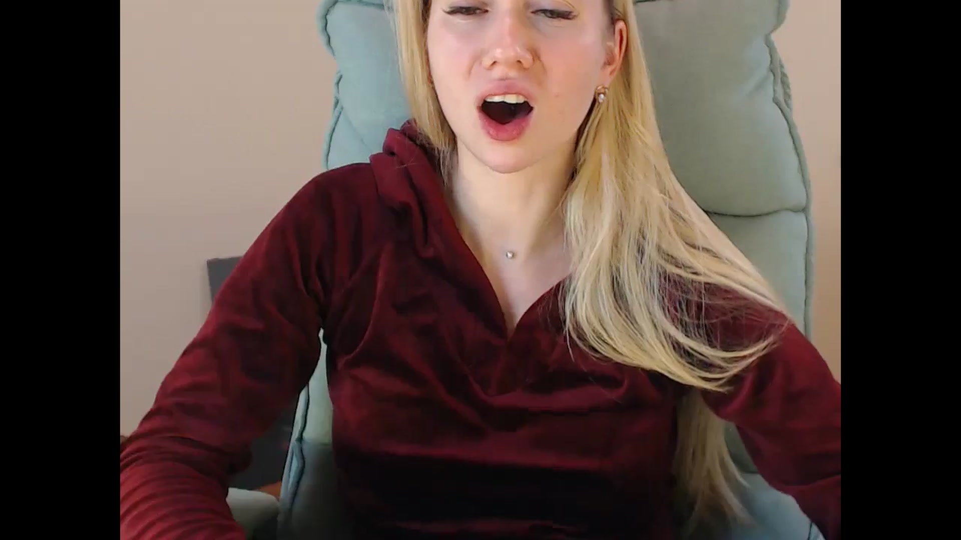 Gallery image thumbnail from Miss_Sylvia's myfreecams stream on, 01/01/2025, 21:21 image 5 of 20