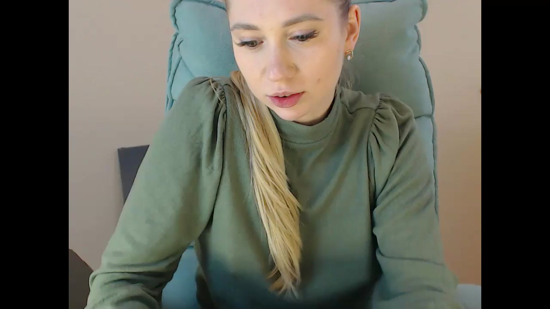 Gallery image thumbnail from Miss_Sylvia's myfreecams stream on, 01/02/2025, 19:58 image 12 of 20
