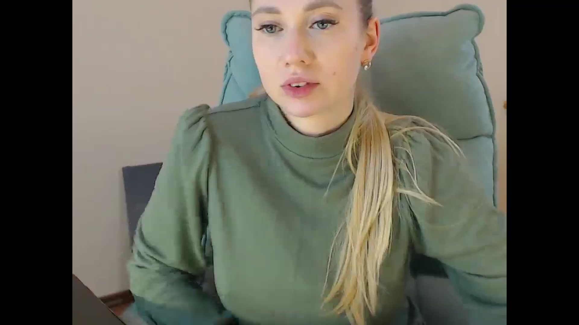 Gallery image thumbnail from Miss_Sylvia's myfreecams stream on, 01/02/2025, 20:28 image 2 of 20