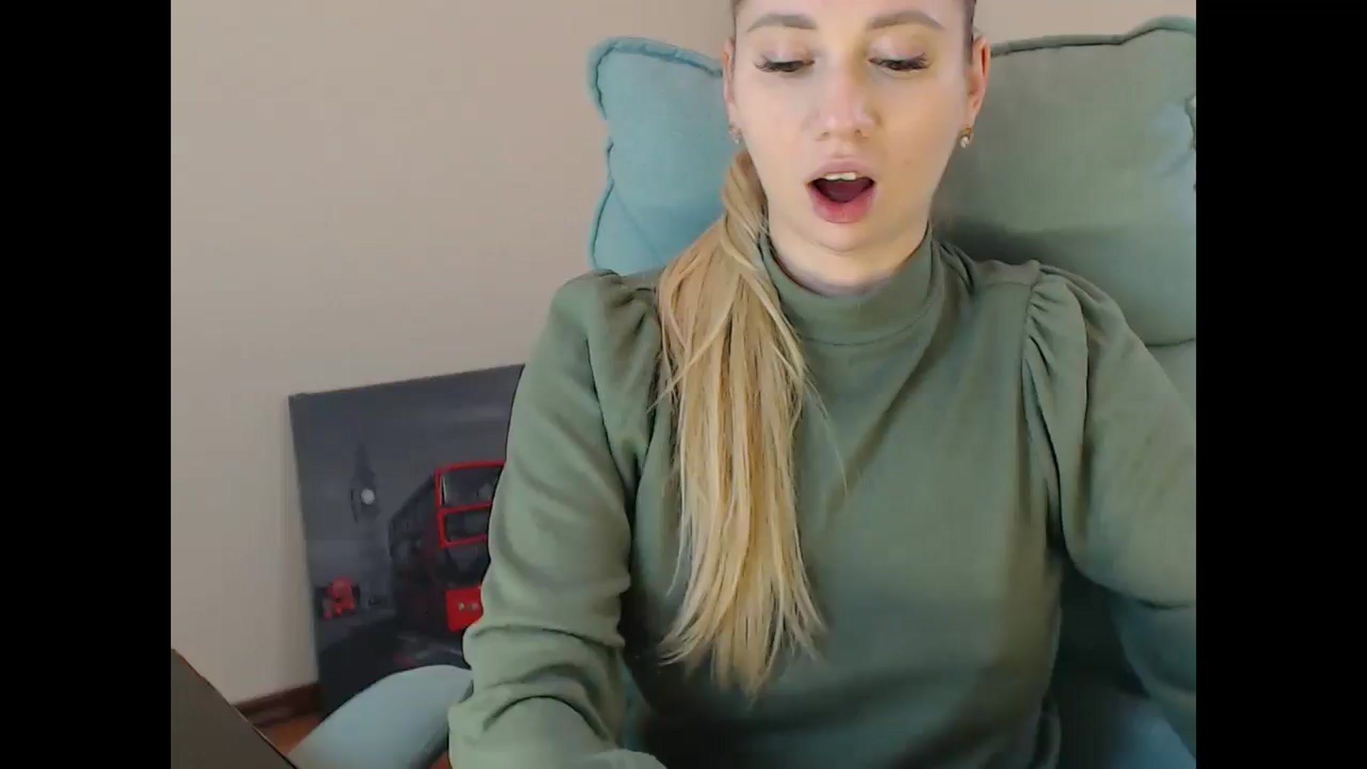 Gallery image thumbnail from Miss_Sylvia's myfreecams stream on, 01/02/2025, 20:28 image 15 of 20