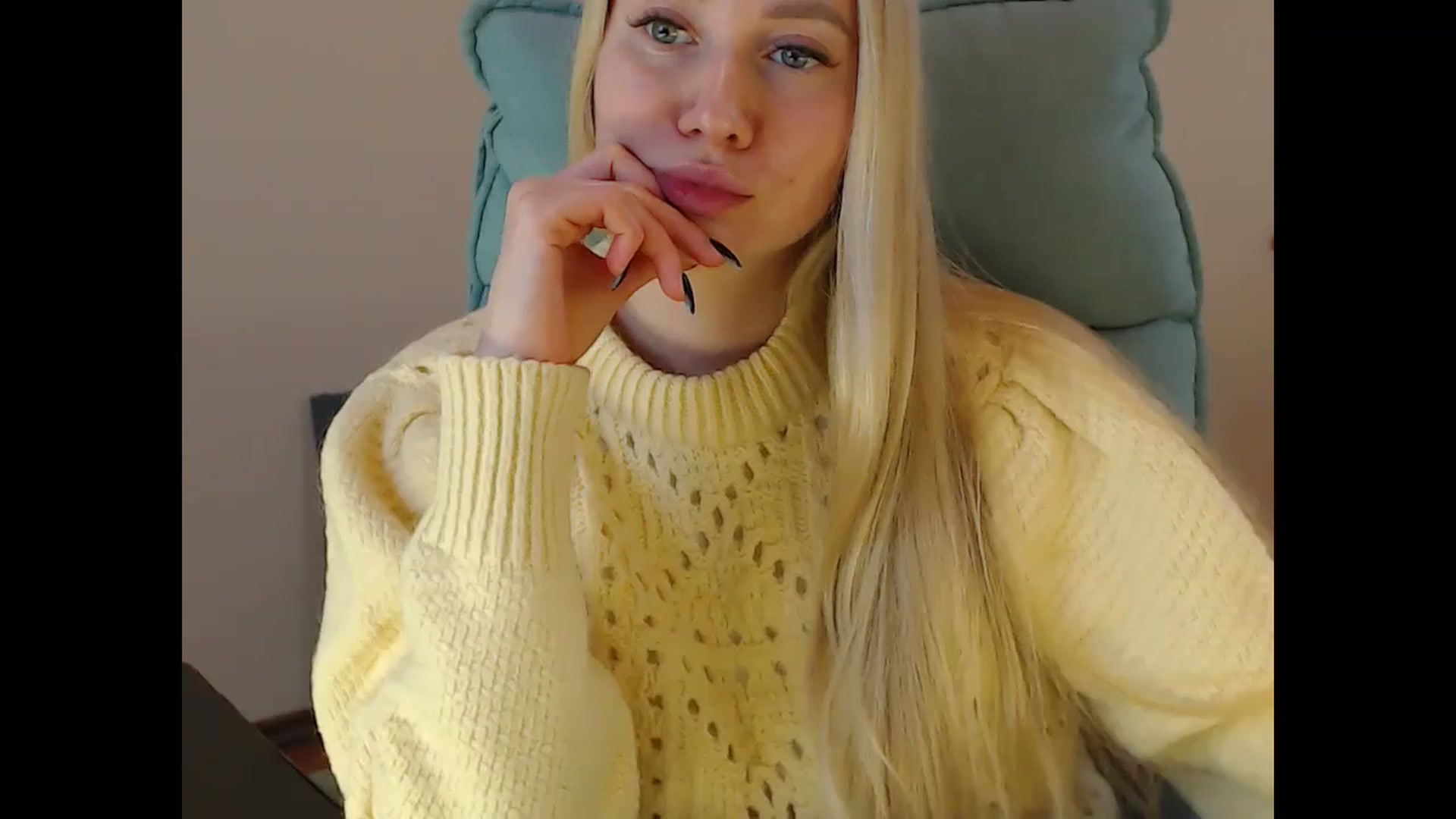 Gallery image thumbnail from Miss_Sylvia's myfreecams stream on, 01/03/2025, 19:58 image 9 of 20