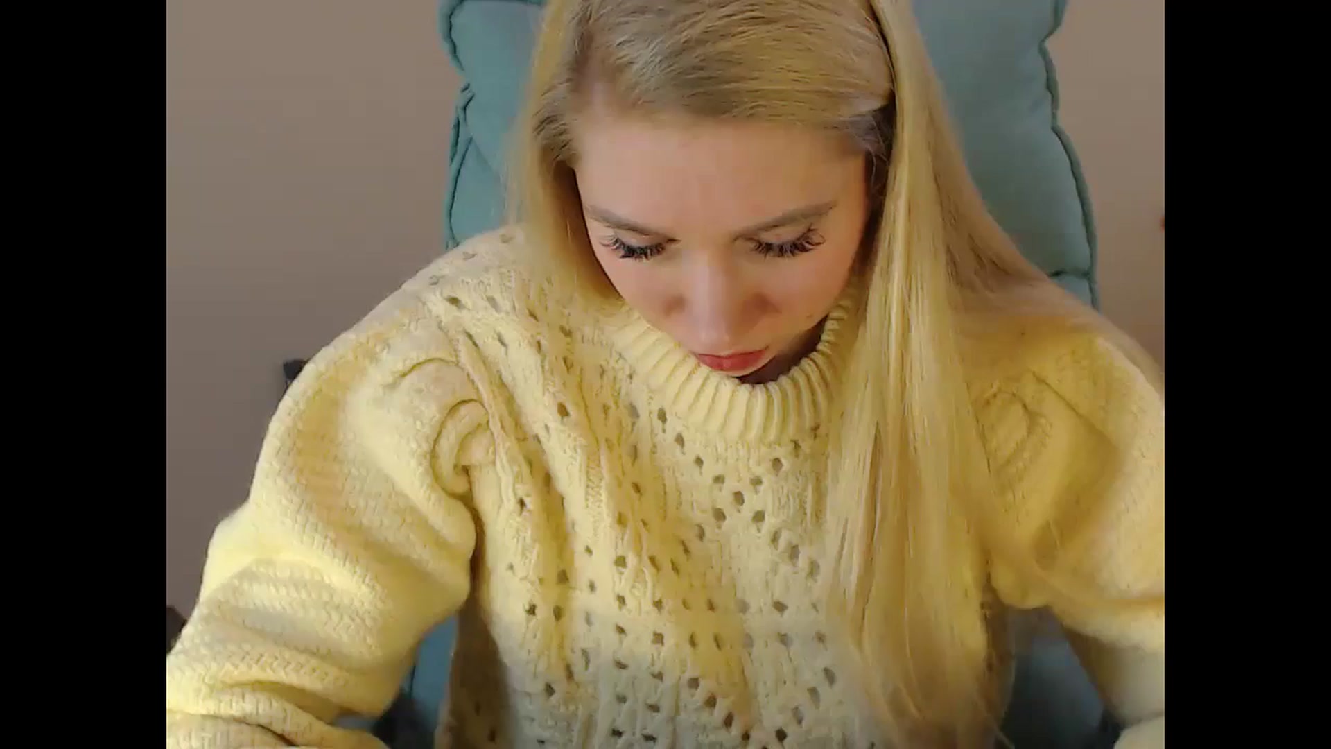 Gallery image thumbnail from Miss_Sylvia's myfreecams stream on, 01/03/2025, 19:58 image 17 of 20