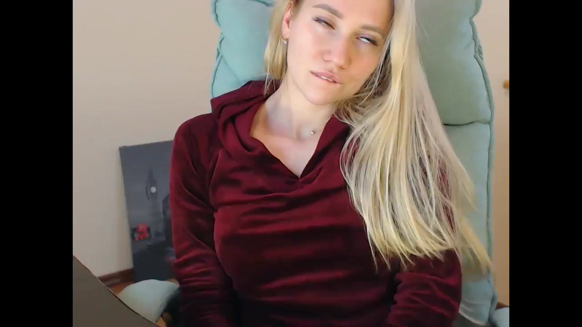 Gallery image thumbnail from Miss_Sylvia's myfreecams stream on, 01/04/2025, 21:26 image 18 of 20