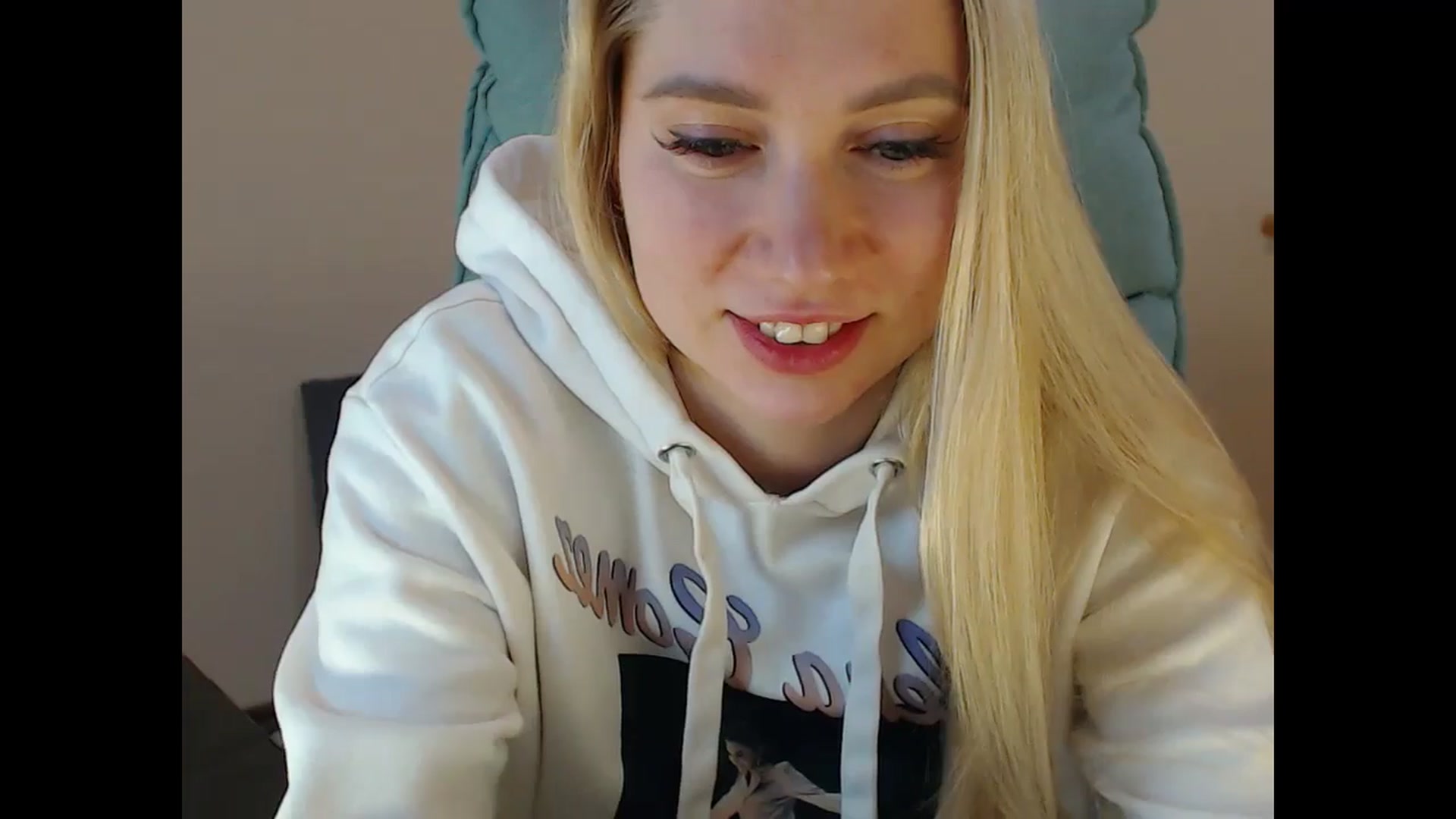 Gallery image thumbnail from Miss_Sylvia's myfreecams stream on, 01/07/2025, 16:22 image 19 of 20