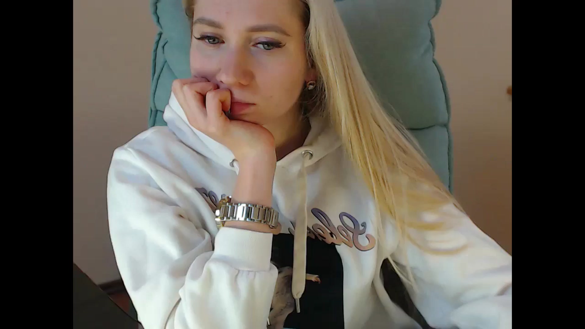 Gallery image thumbnail from Miss_Sylvia's myfreecams stream on, 01/07/2025, 16:22 image 3 of 20