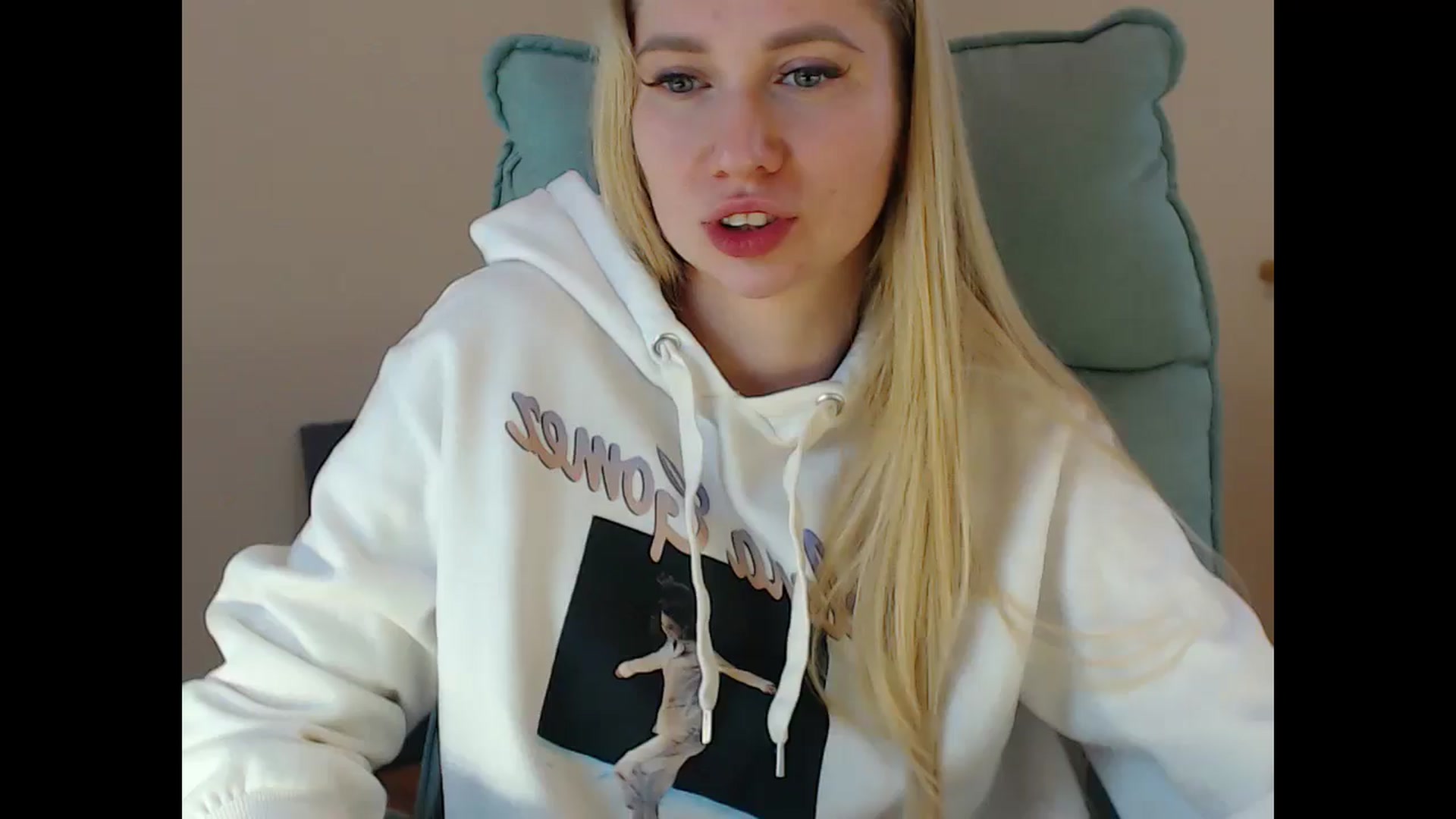 Gallery image thumbnail from Miss_Sylvia's myfreecams stream on, 01/07/2025, 18:05 image 1 of 20