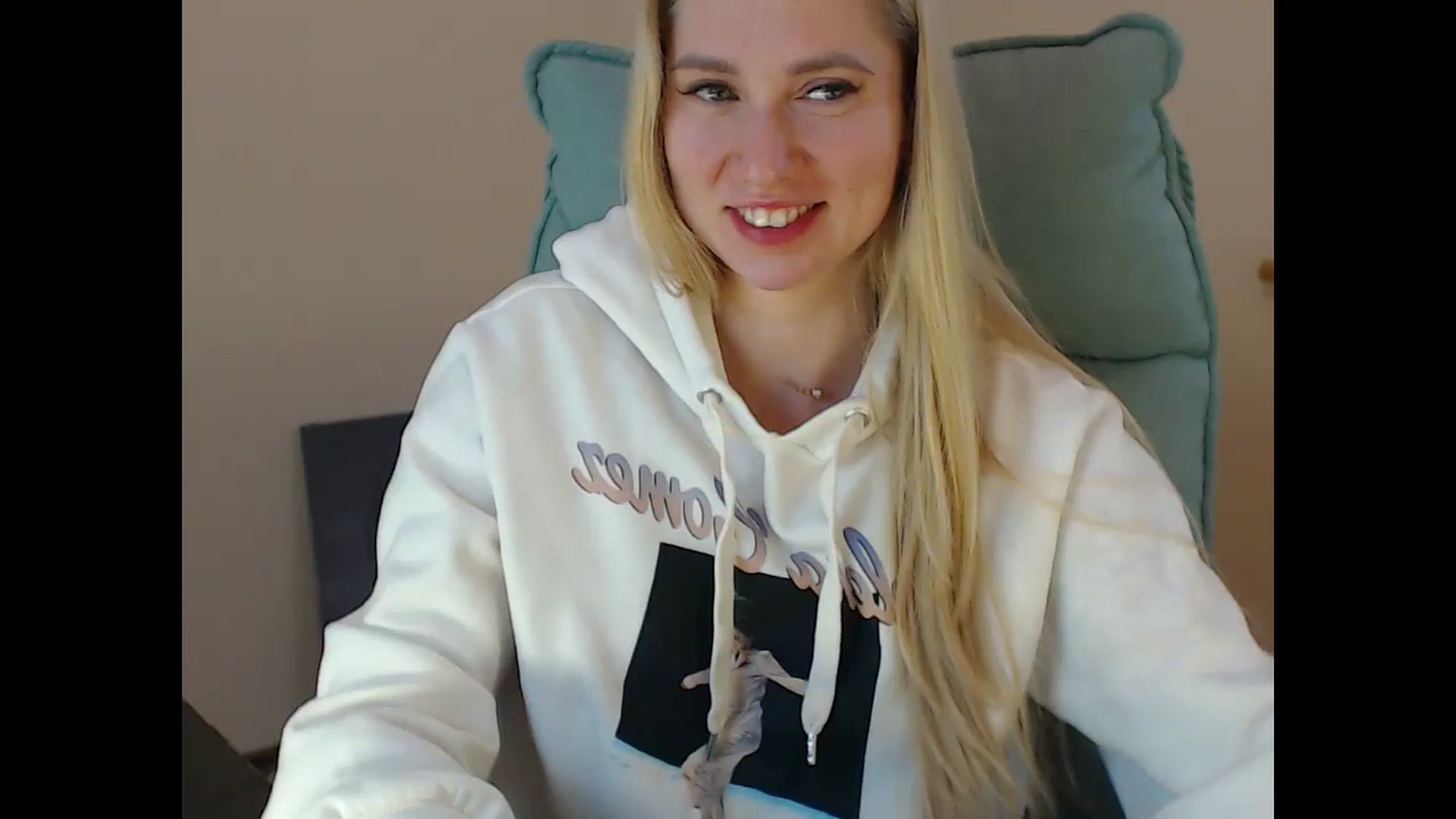 Gallery image thumbnail from Miss_Sylvia's myfreecams stream on, 01/07/2025, 18:05 image 6 of 20