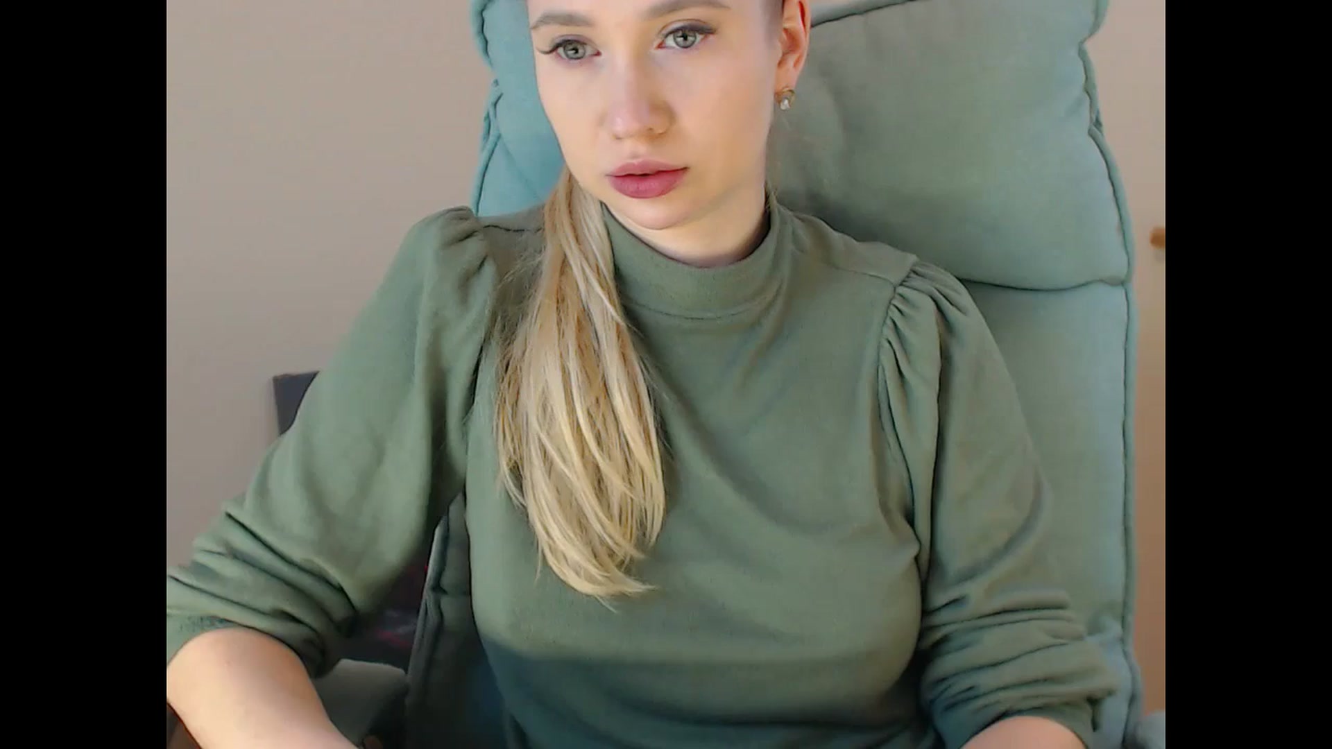 Gallery image thumbnail from Miss_Sylvia's myfreecams stream on, 01/09/2025, 17:24 image 2 of 20