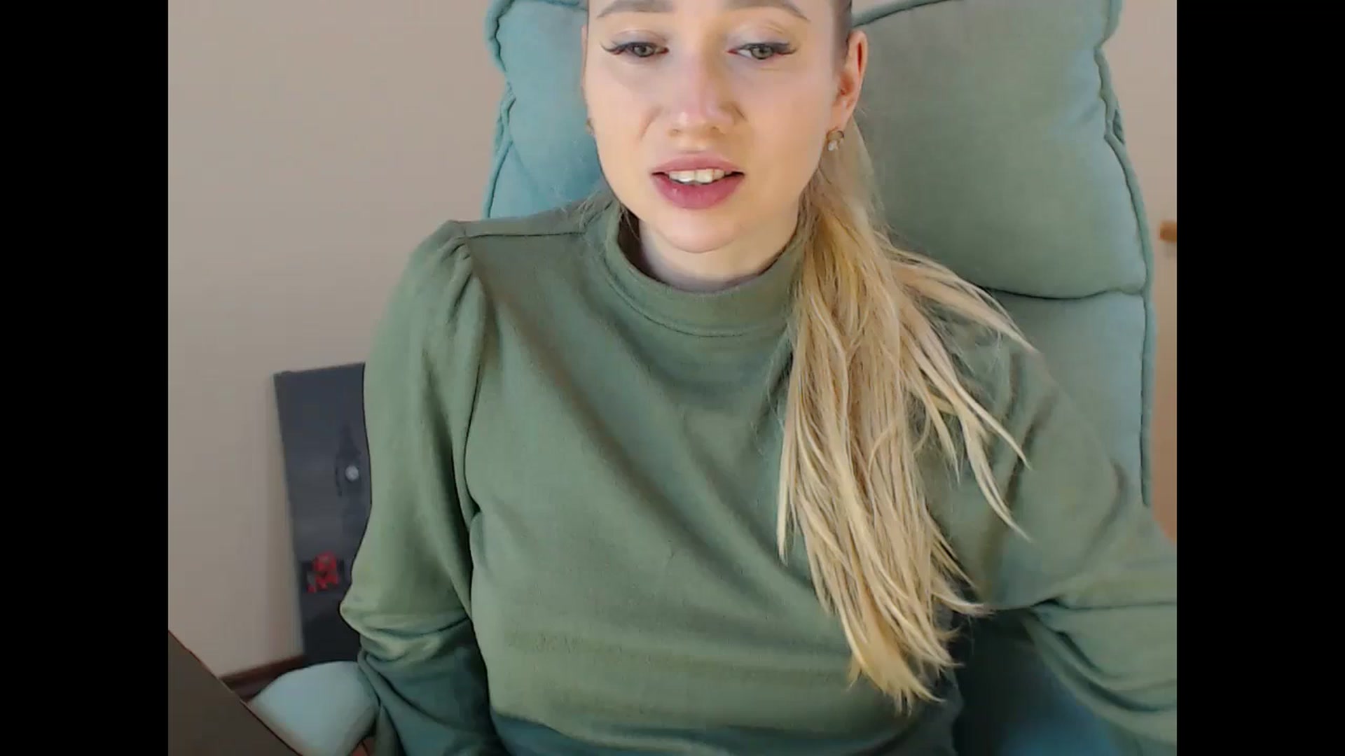 Gallery image thumbnail from Miss_Sylvia's myfreecams stream on, 01/09/2025, 18:30 image 9 of 20