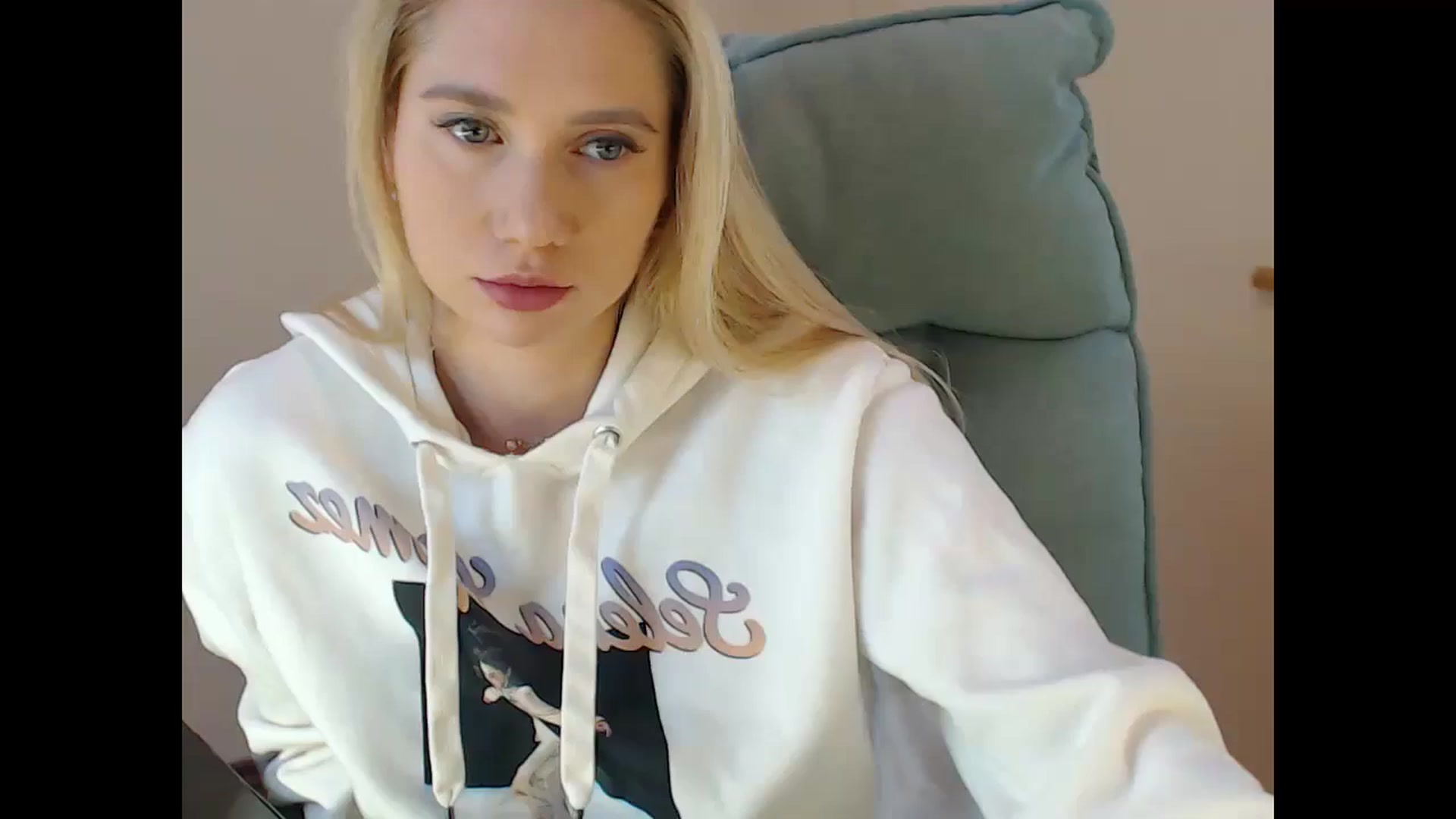 Gallery image thumbnail from Miss_Sylvia's myfreecams stream on, 01/11/2025, 17:12 image 8 of 20