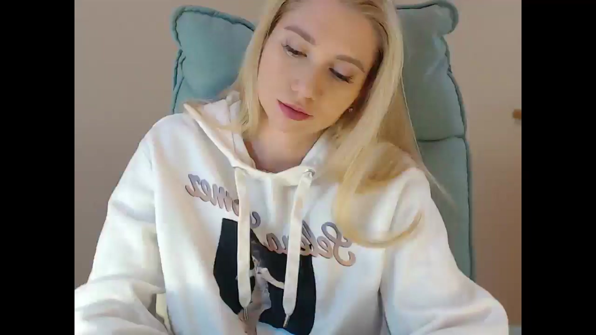 Gallery image thumbnail from Miss_Sylvia's myfreecams stream on, 01/11/2025, 17:12 image 14 of 20