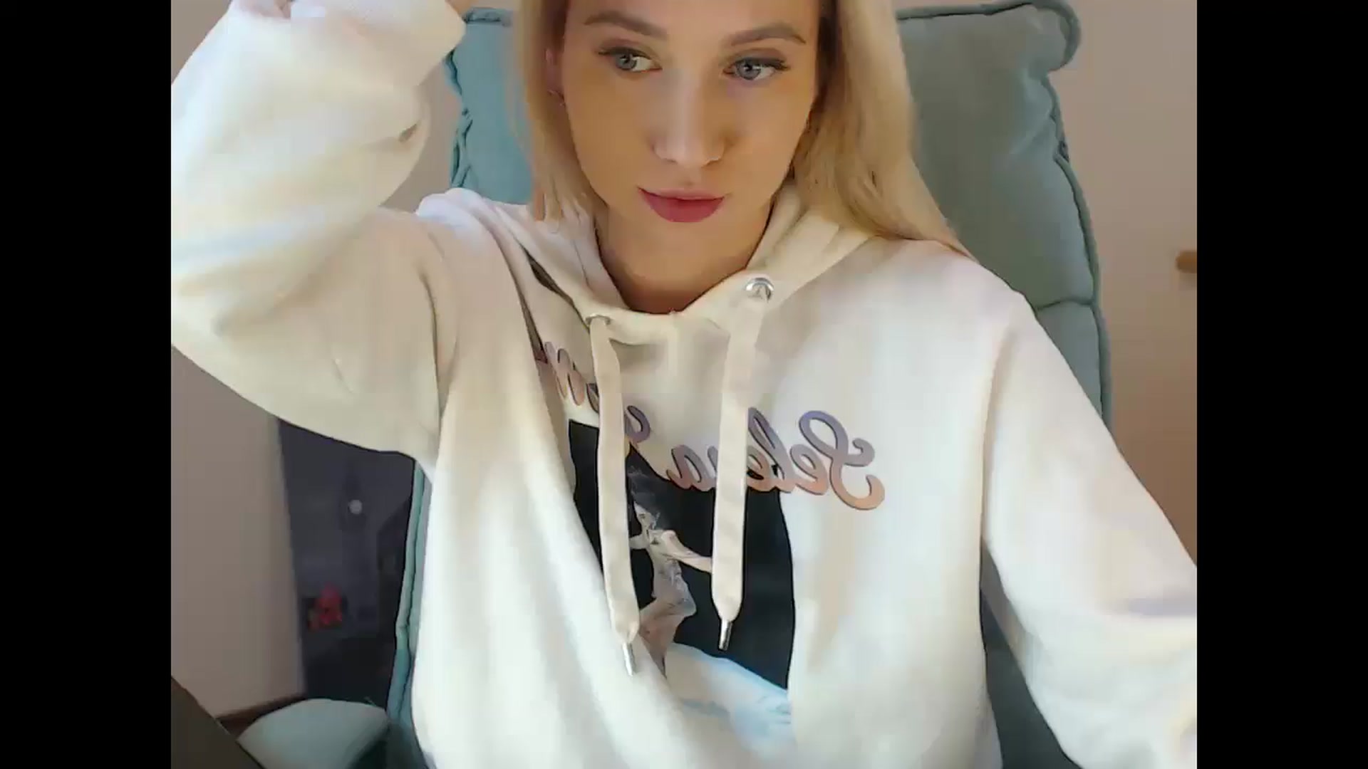 Gallery image thumbnail from Miss_Sylvia's myfreecams stream on, 01/11/2025, 17:12 image 7 of 20