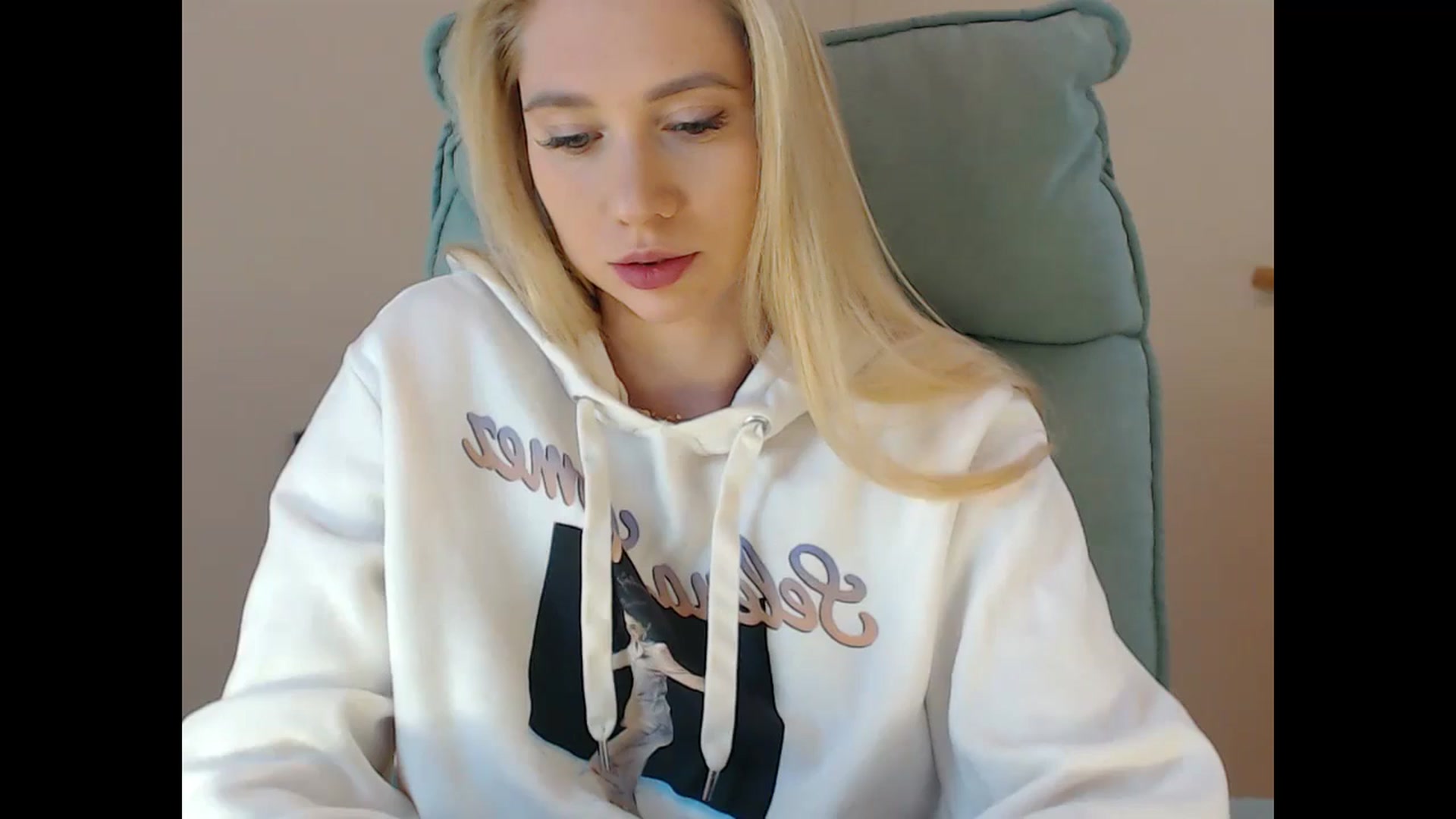 Gallery image thumbnail from Miss_Sylvia's myfreecams stream on, 01/11/2025, 17:12 image 13 of 20