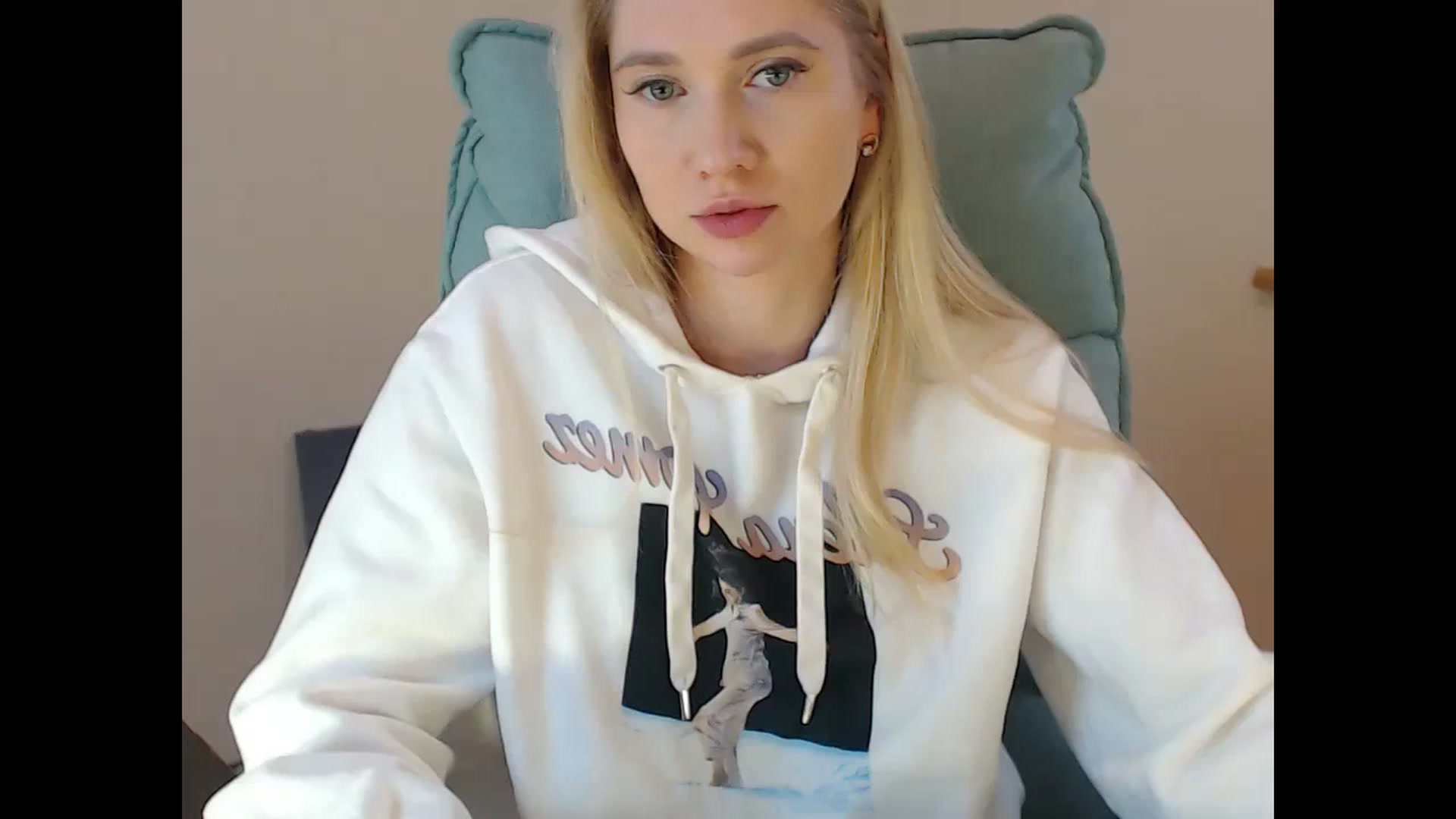 Gallery image thumbnail from Miss_Sylvia's myfreecams stream on, 01/11/2025, 18:19 image 16 of 20