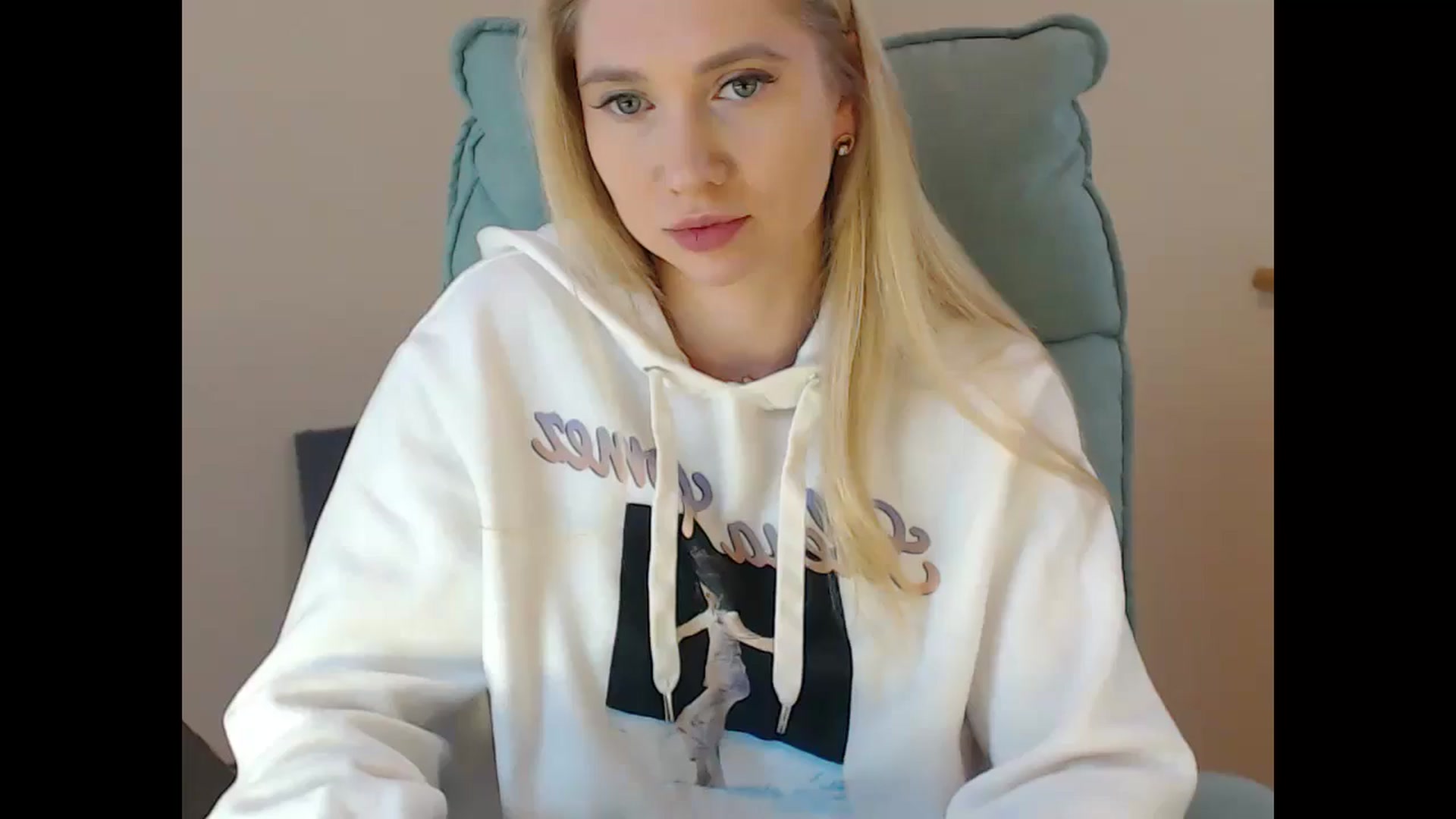 Gallery image thumbnail from Miss_Sylvia's myfreecams stream on, 01/11/2025, 18:19 image 15 of 20