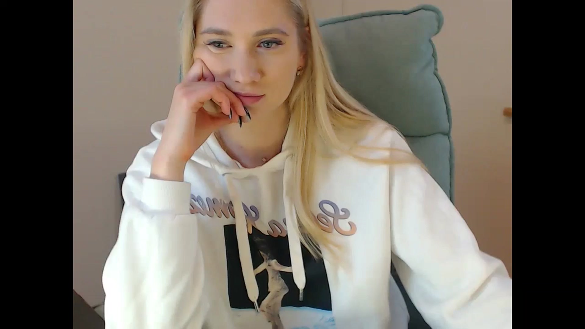 Gallery image thumbnail from Miss_Sylvia's myfreecams stream on, 01/11/2025, 18:19 image 13 of 20