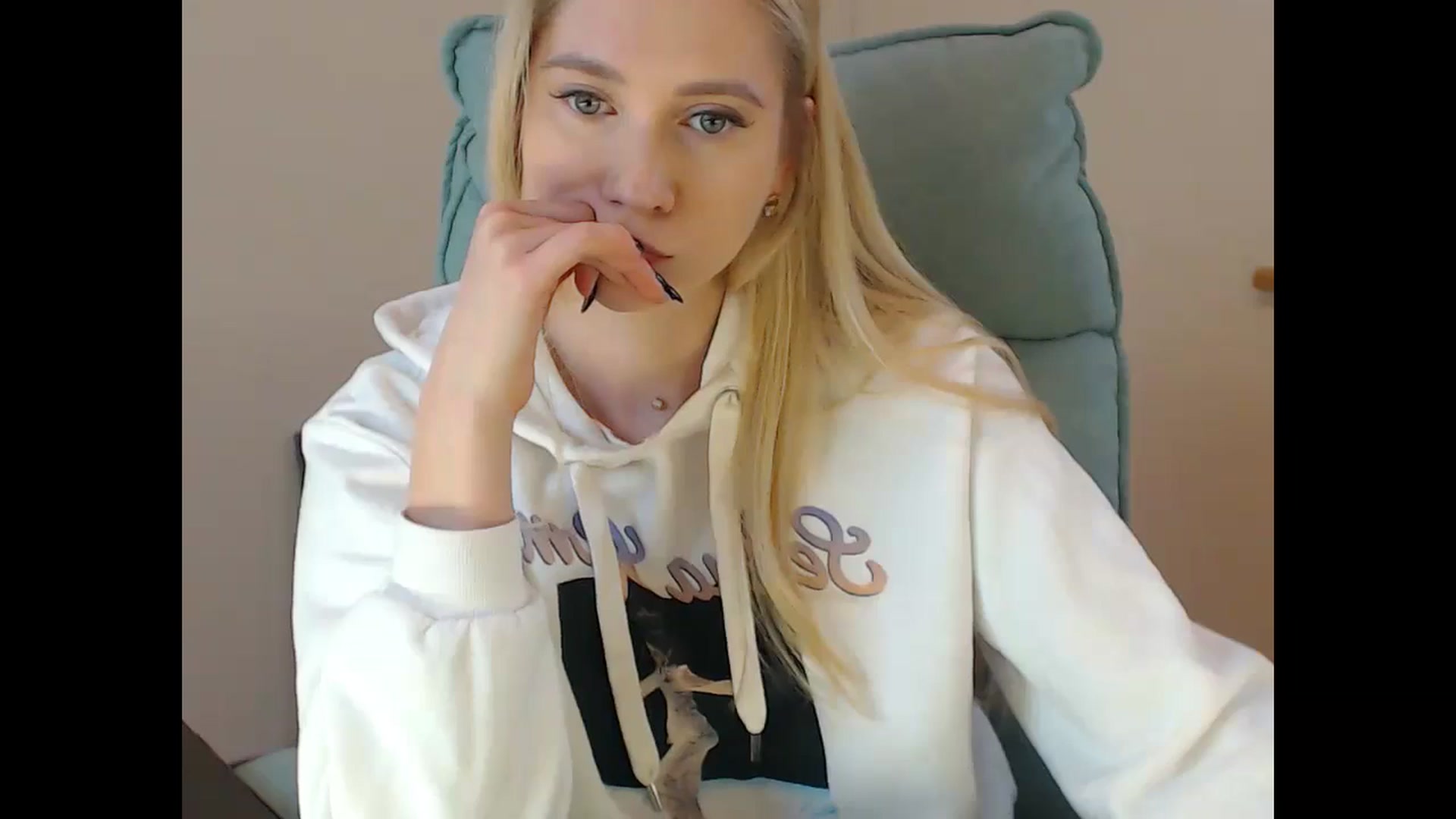 Gallery image thumbnail from Miss_Sylvia's myfreecams stream on, 01/11/2025, 18:19 image 10 of 20
