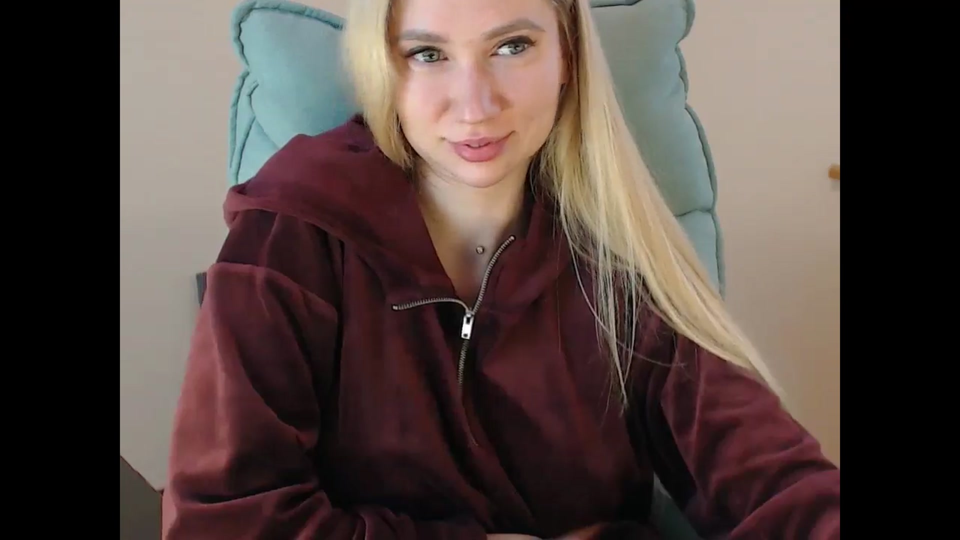 Gallery image thumbnail from Miss_Sylvia's myfreecams stream on, 01/13/2025, 19:28 image 8 of 20