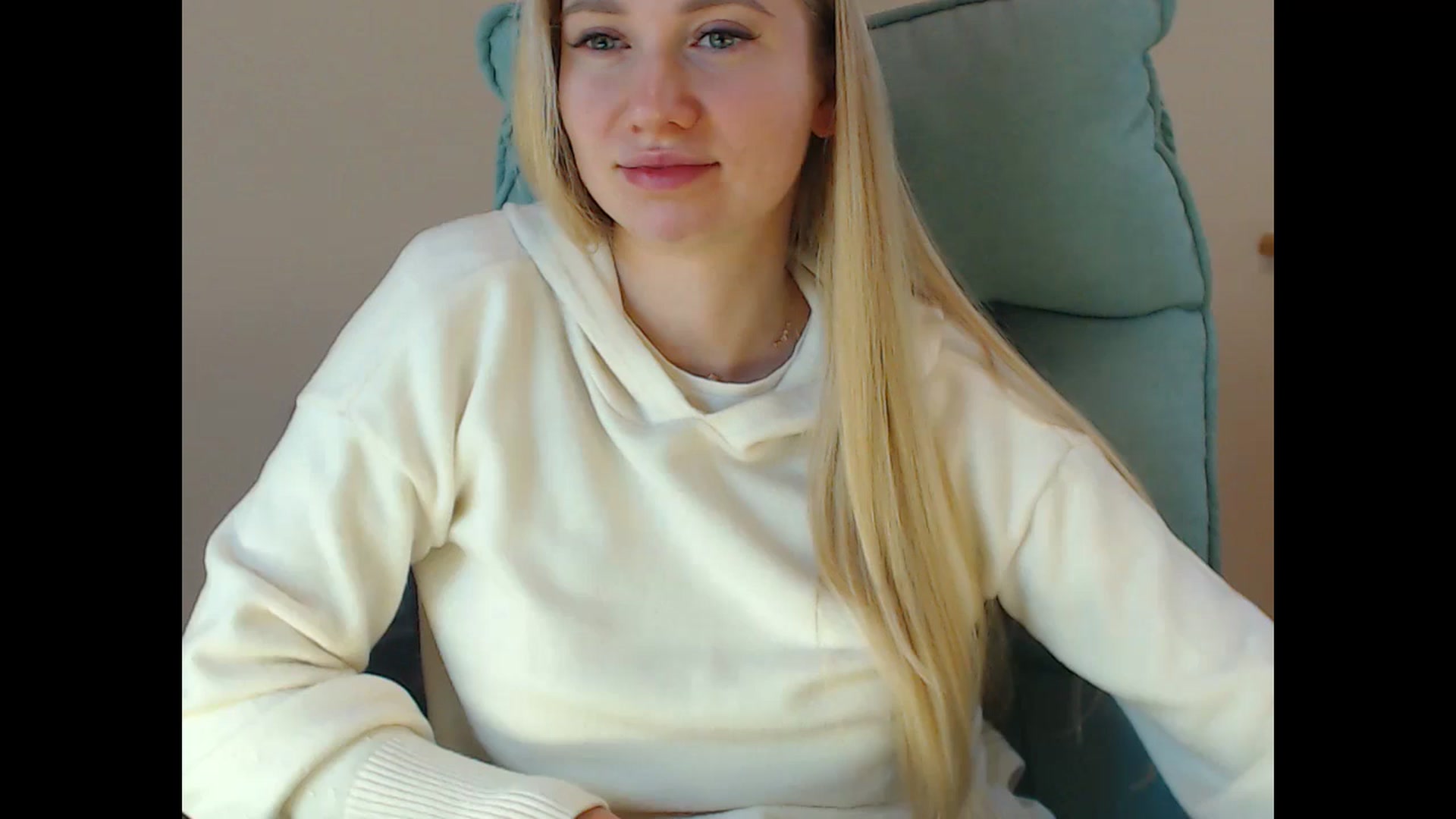 Gallery image thumbnail from Miss_Sylvia's myfreecams stream on, 01/16/2025, 20:22 image 7 of 20