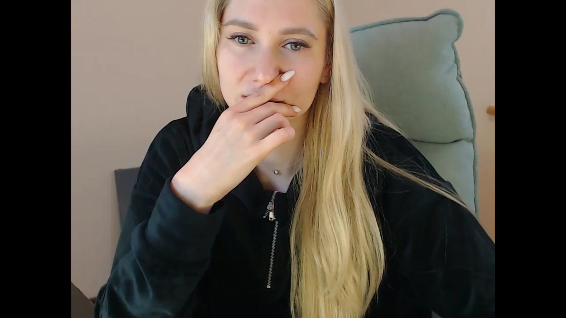 Gallery image thumbnail from Miss_Sylvia's myfreecams stream on, 01/19/2025, 18:58 image 7 of 20