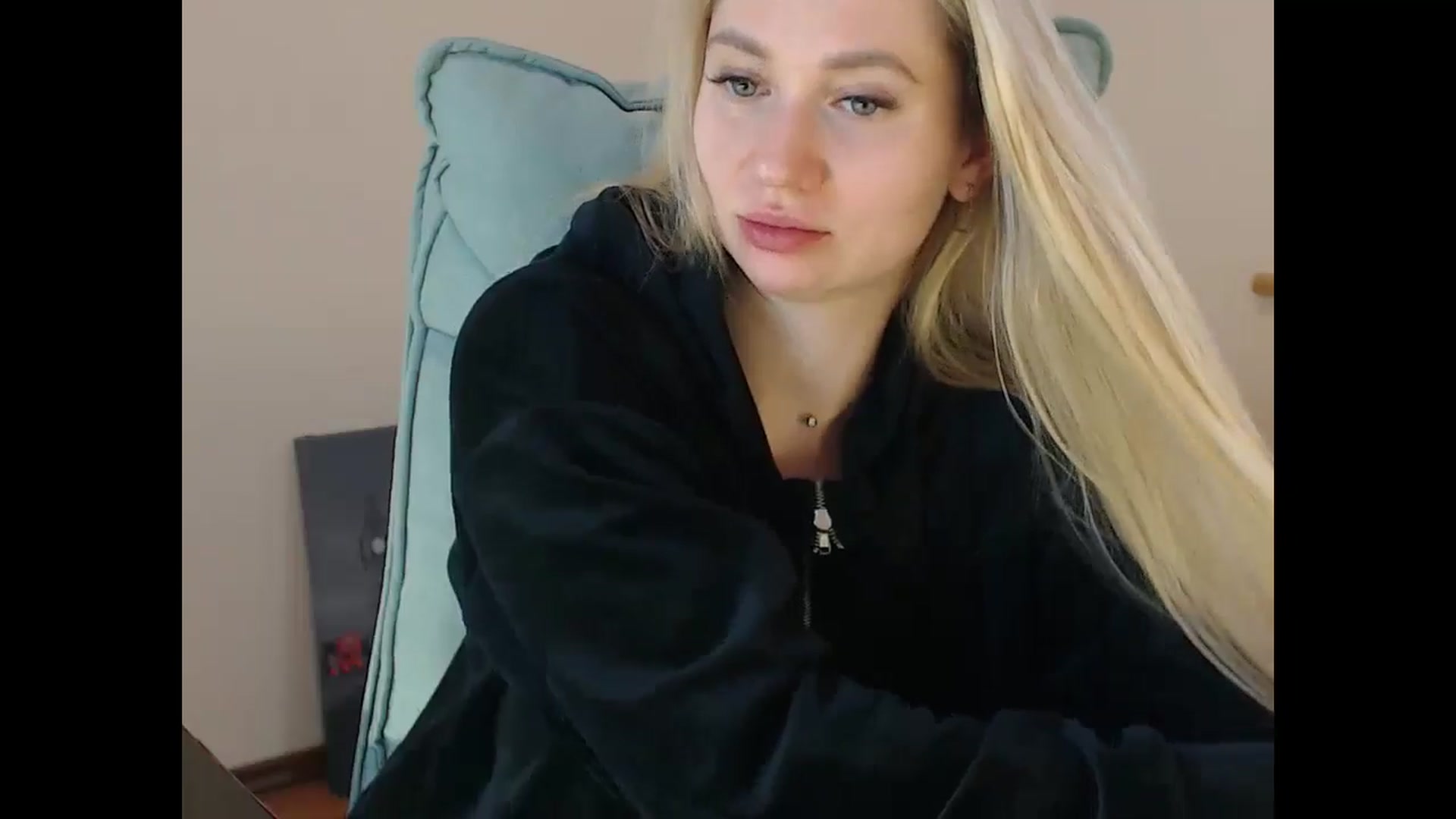 Gallery image thumbnail from Miss_Sylvia's myfreecams stream on, 01/19/2025, 18:58 image 20 of 20