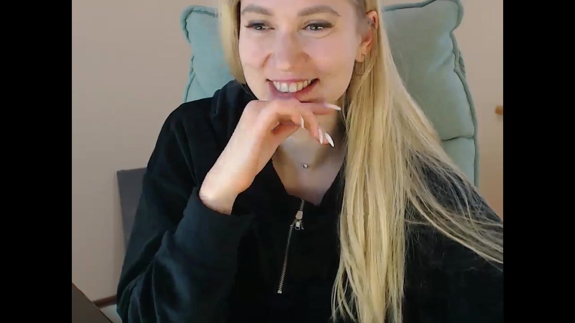 Gallery image thumbnail from Miss_Sylvia's myfreecams stream on, 01/19/2025, 20:51 image 13 of 20