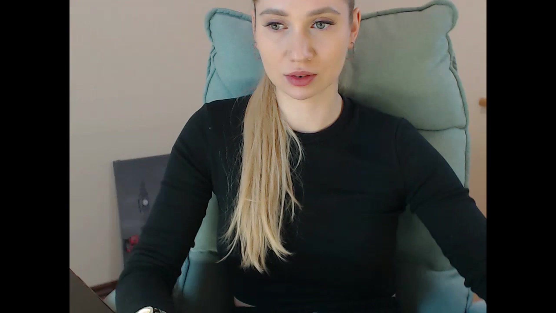 Gallery image thumbnail from Miss_Sylvia's myfreecams stream on, 01/20/2025, 19:01 image 11 of 20