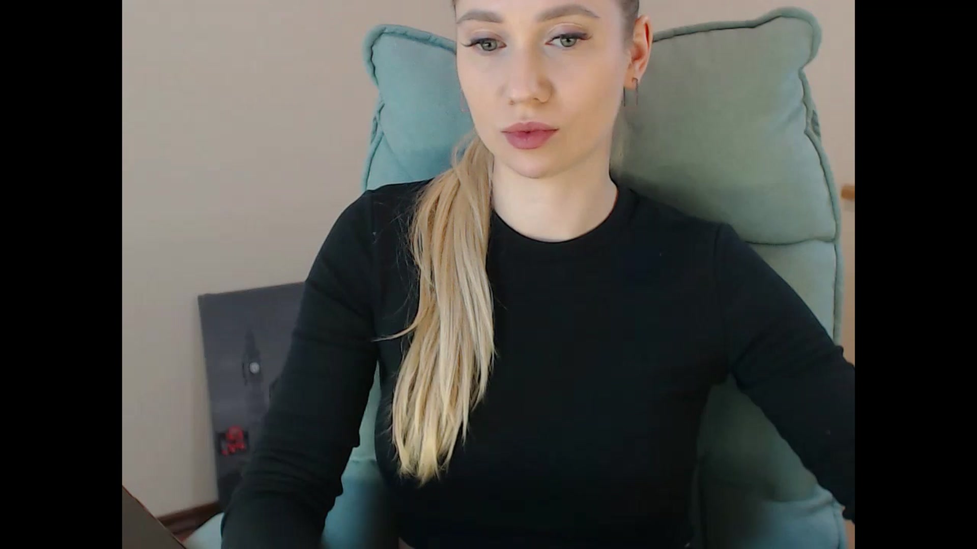 Gallery image thumbnail from Miss_Sylvia's myfreecams stream on, 01/20/2025, 19:01 image 6 of 20