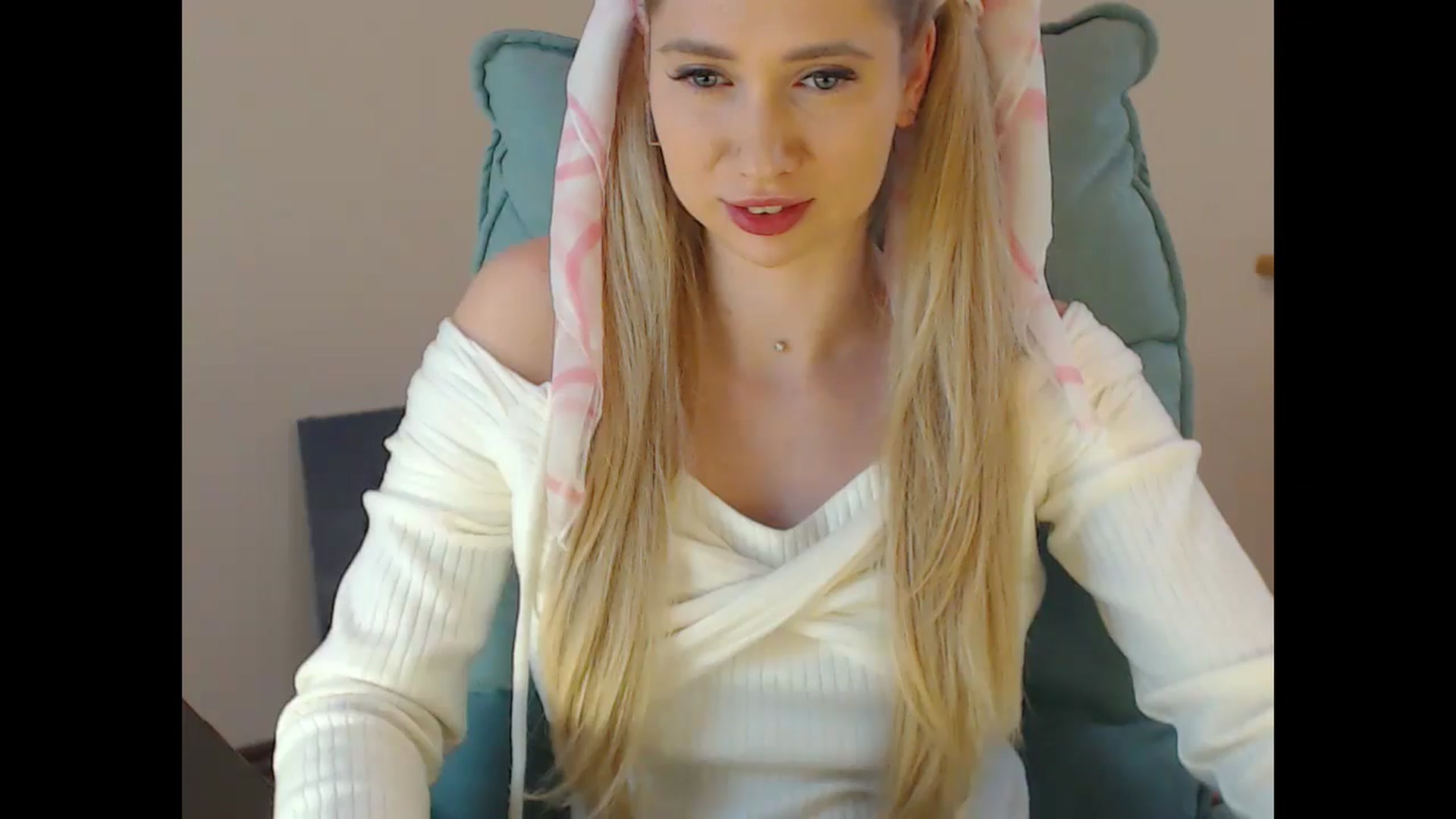 Gallery image thumbnail from Miss_Sylvia's myfreecams stream on, 01/21/2025, 18:49 image 2 of 20