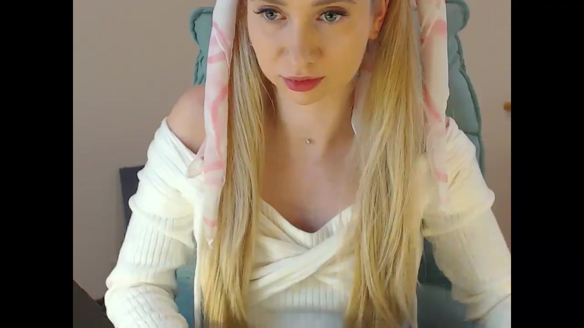 Gallery image thumbnail from Miss_Sylvia's myfreecams stream on, 01/21/2025, 18:49 image 5 of 20