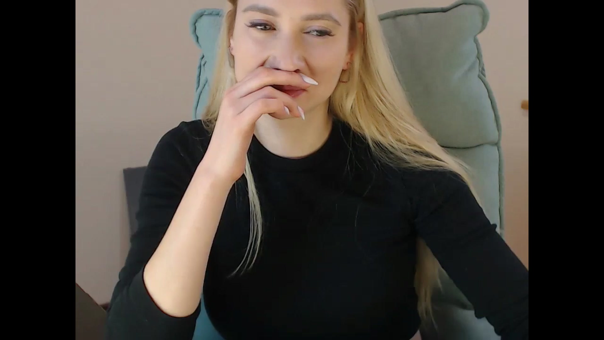 Gallery image thumbnail from Miss_Sylvia's myfreecams stream on, 01/22/2025, 19:30 image 7 of 20