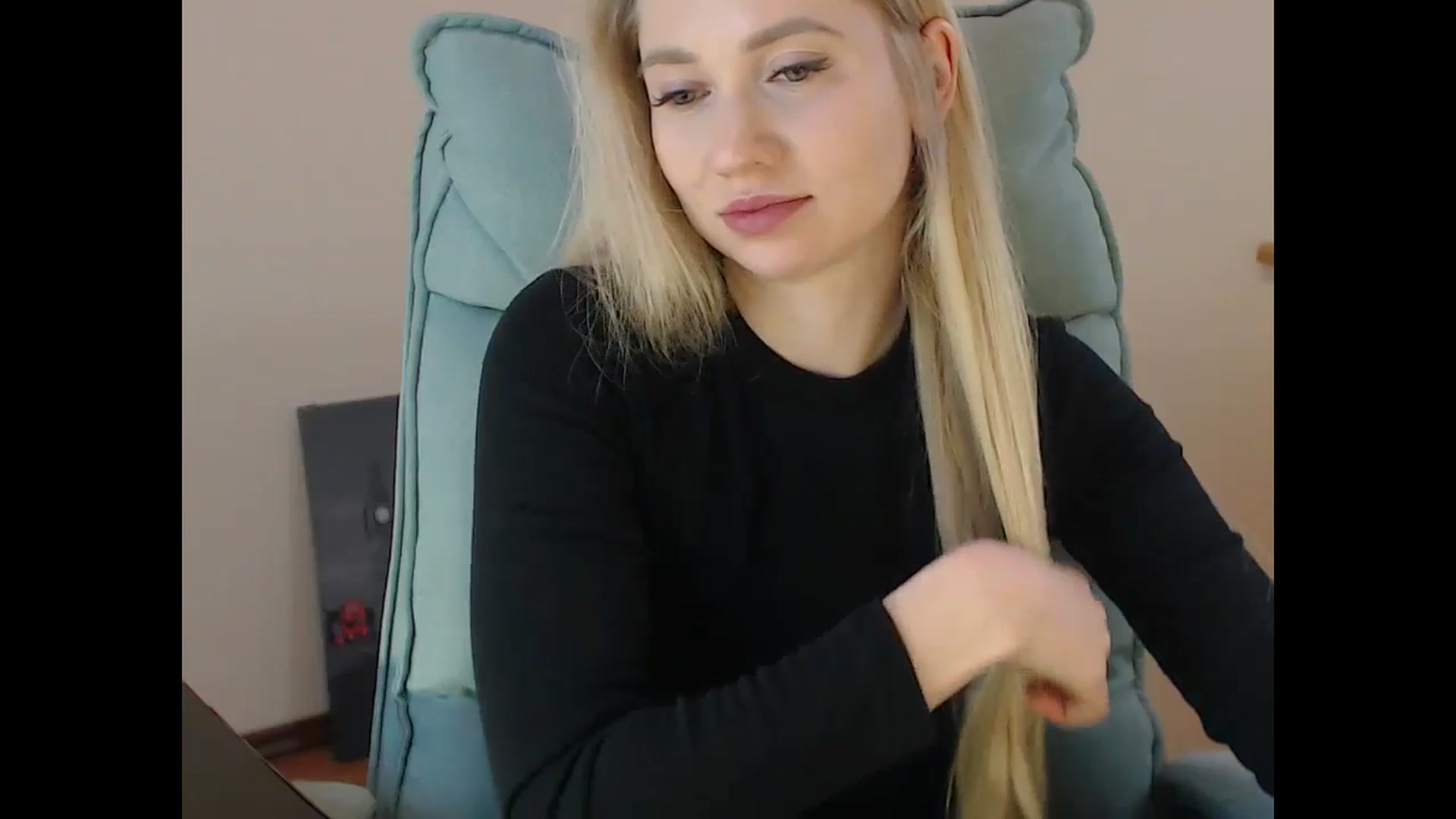 Gallery image thumbnail from Miss_Sylvia's myfreecams stream on, 01/22/2025, 19:30 image 19 of 20