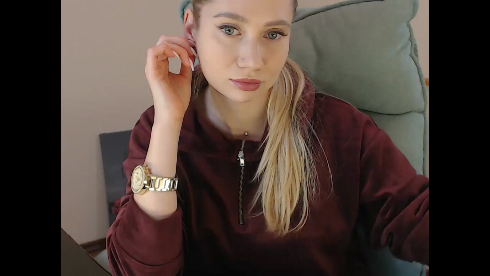 Gallery image thumbnail from Miss_Sylvia's myfreecams stream on, 01/24/2025, 17:37 image 10 of 20