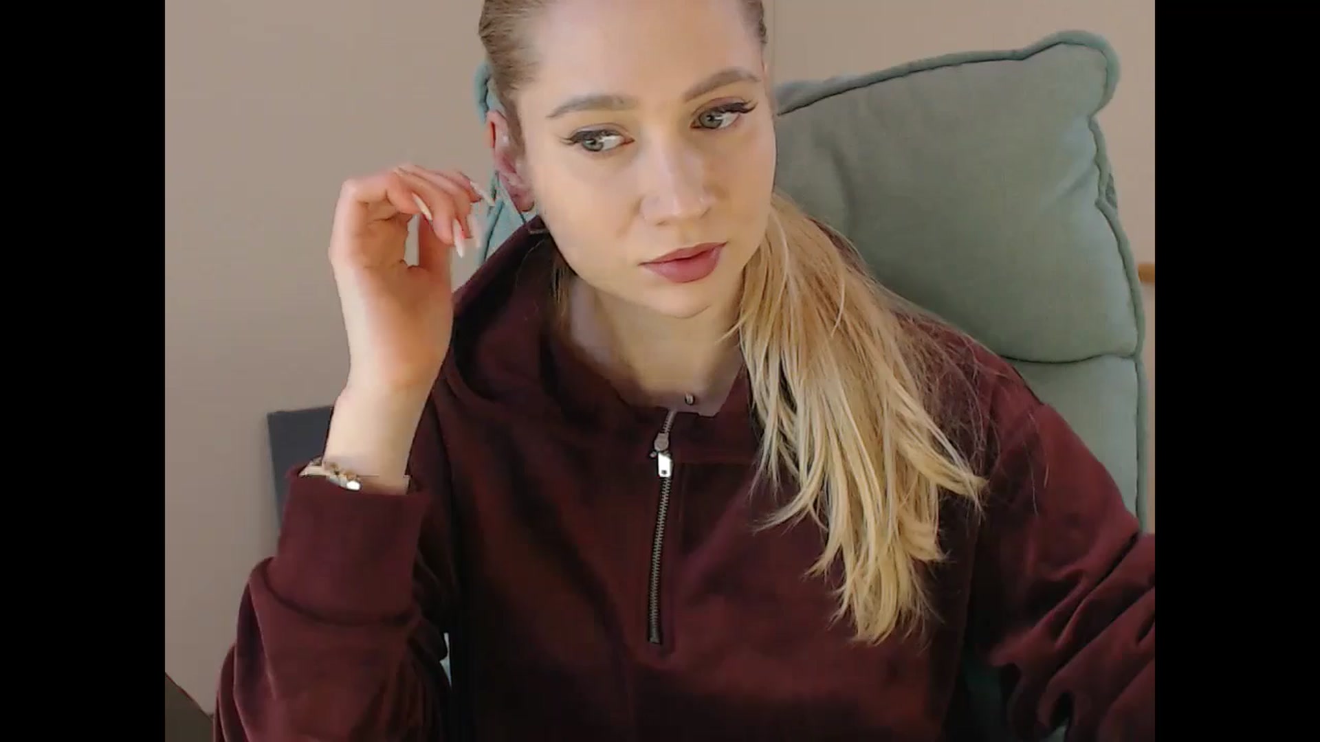 Gallery image thumbnail from Miss_Sylvia's myfreecams stream on, 01/24/2025, 17:37 image 4 of 20