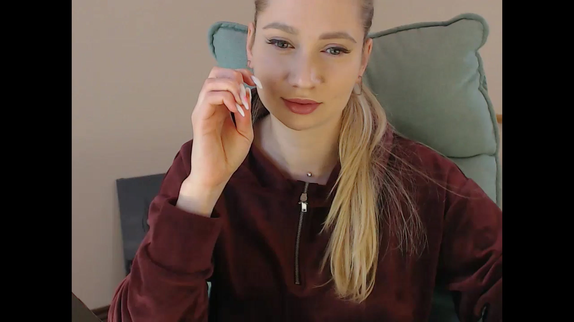Gallery image thumbnail from Miss_Sylvia's myfreecams stream on, 01/24/2025, 17:37 image 6 of 20