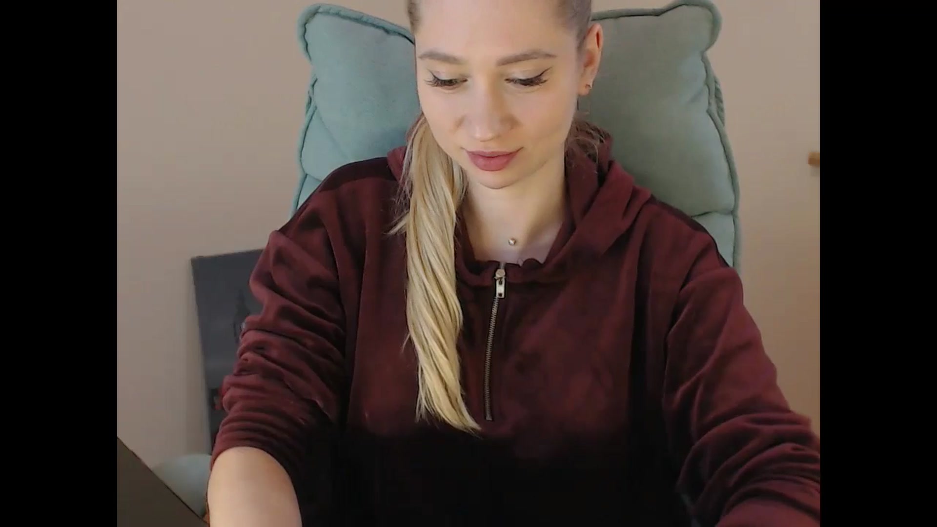 Gallery image thumbnail from Miss_Sylvia's myfreecams stream on, 01/24/2025, 19:47 image 10 of 20