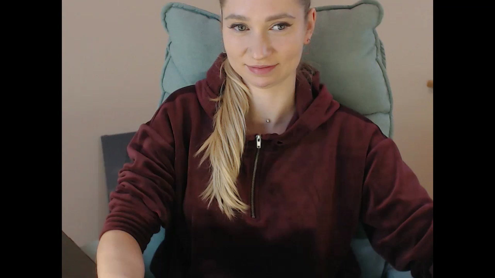Gallery image thumbnail from Miss_Sylvia's myfreecams stream on, 01/24/2025, 19:47 image 13 of 20